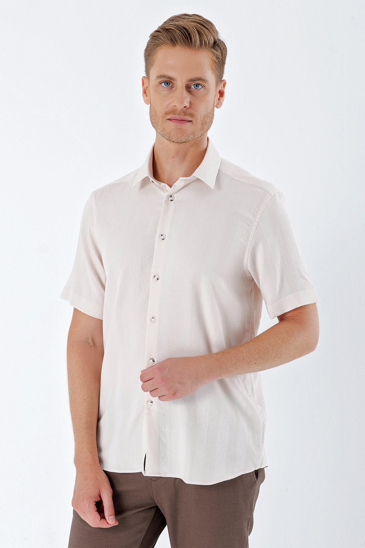 Comfort-Fit Short Sleeve Striped Shirt - Light Beige