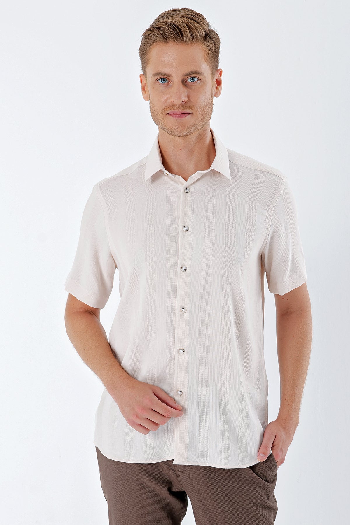 Comfort-Fit Short Sleeve Striped Shirt - Light Beige