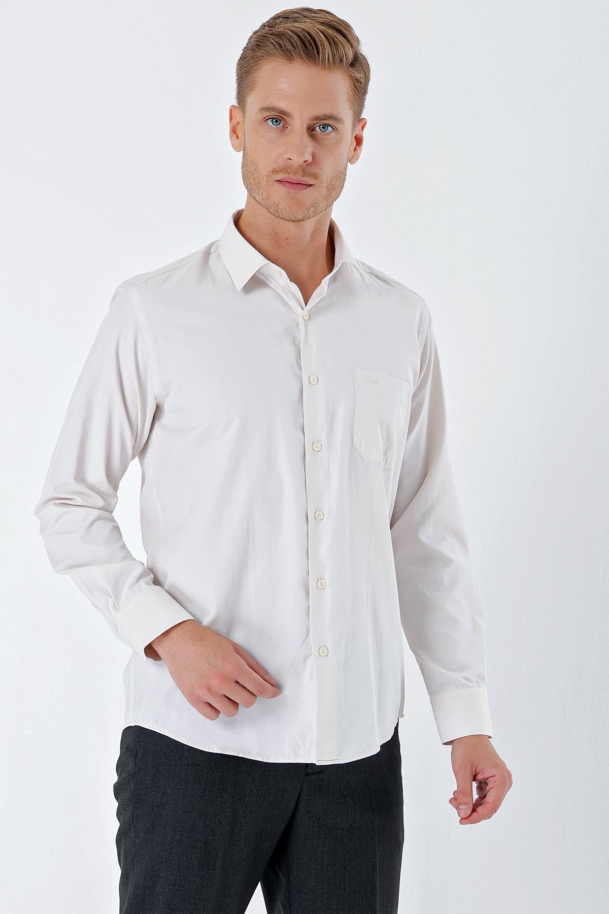 Comfort-Fit Textured Classic Shirt - Light Beige