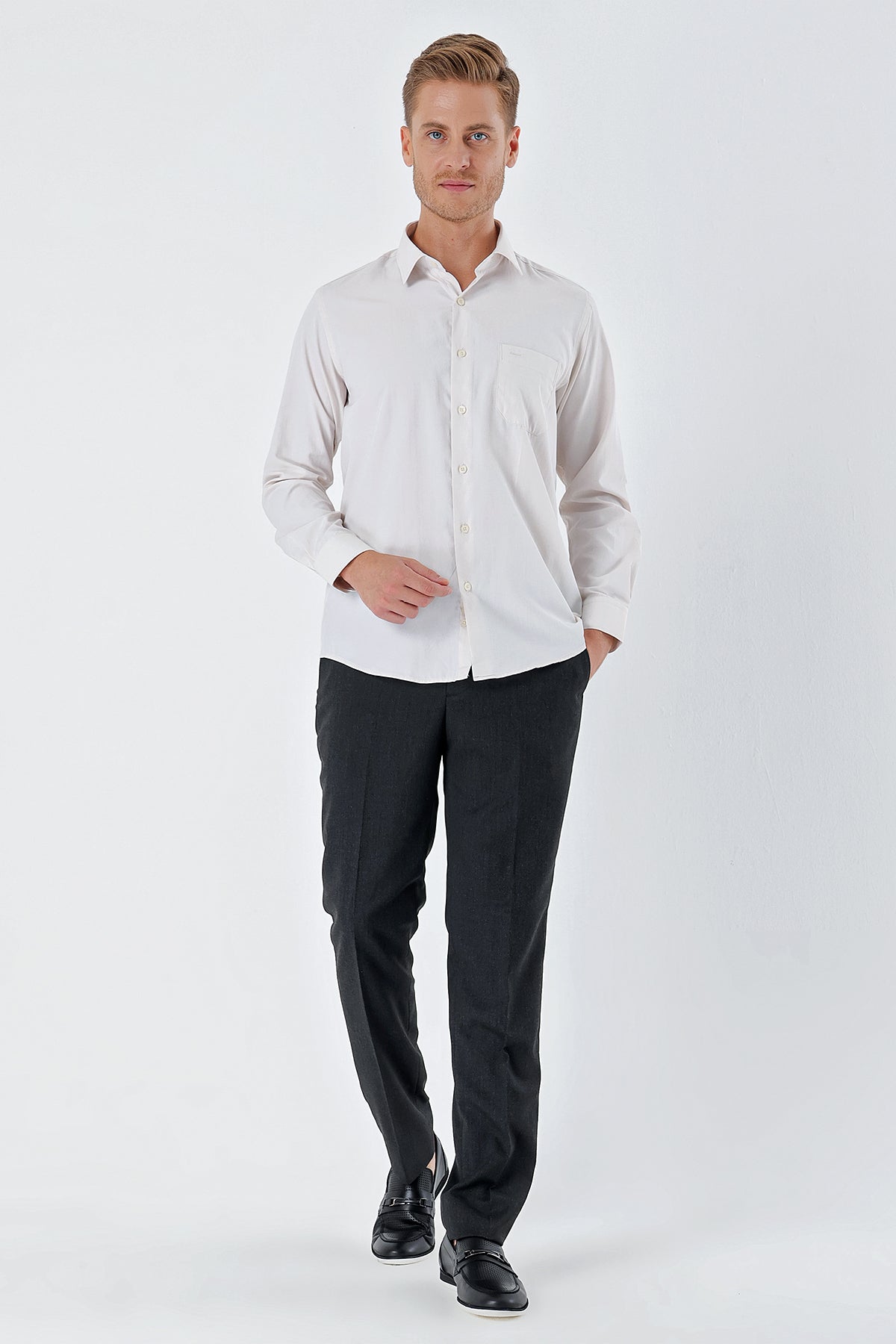 Comfort-Fit Textured Classic Shirt - Light Beige