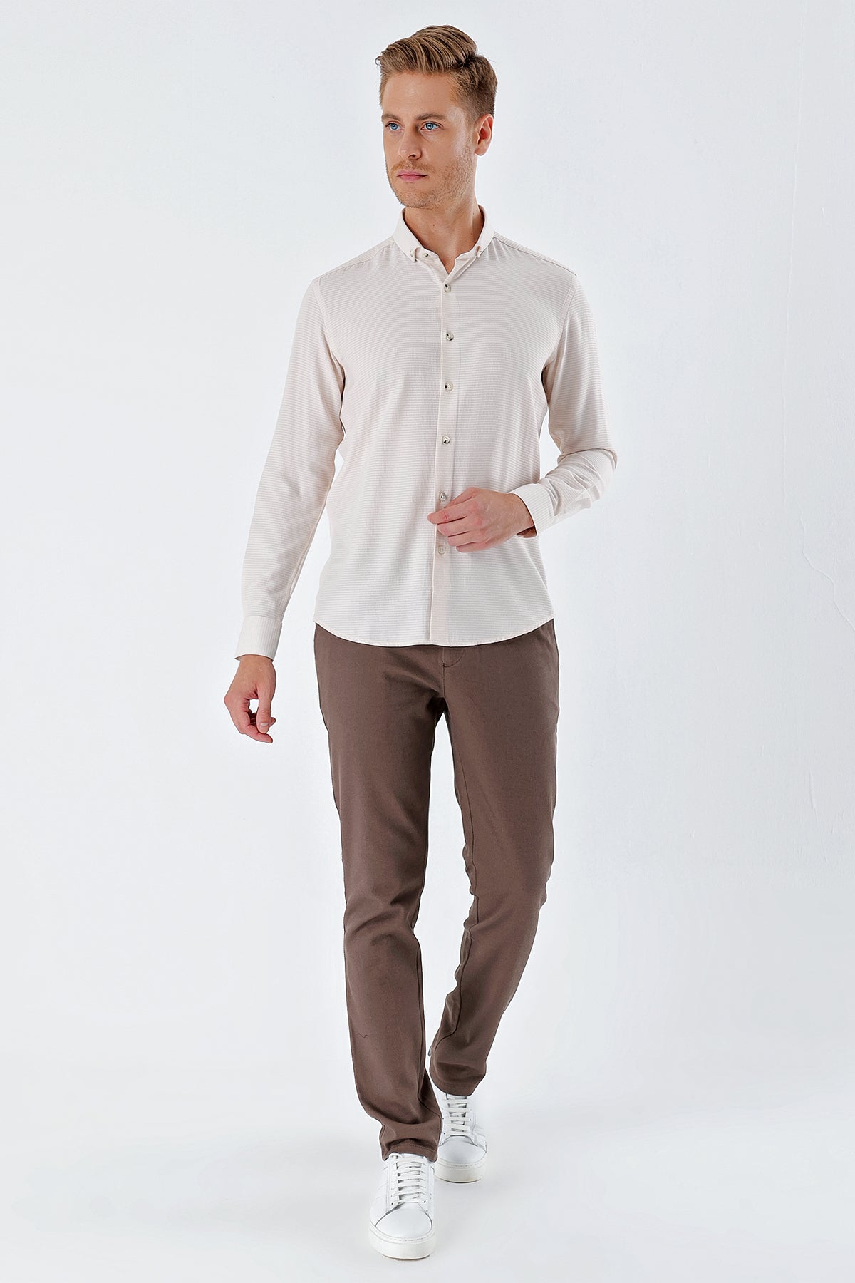 Slim-Fit Textured Oxford Shirt - Light Beige