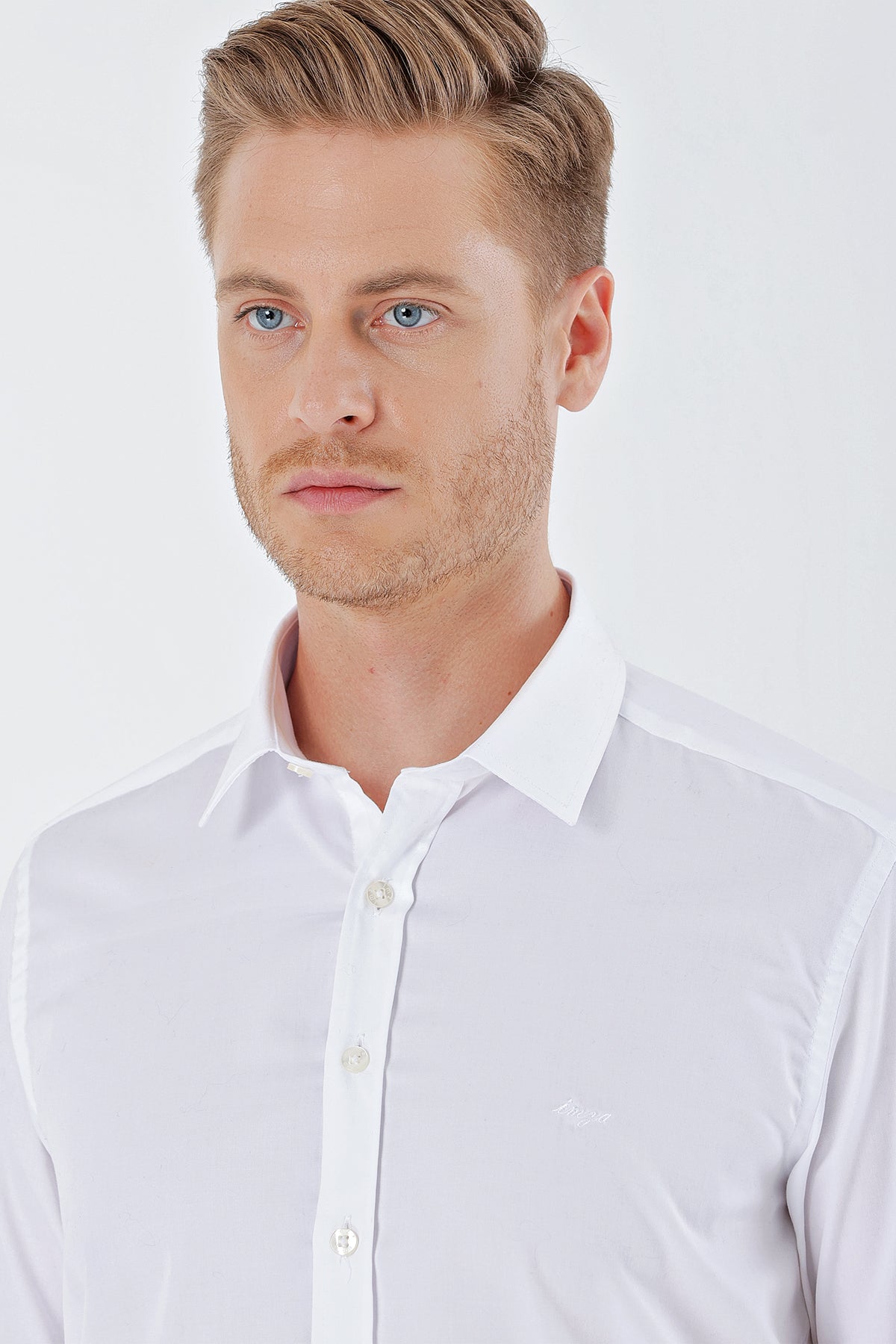 Slim-Fit Premium Basic Shirt - White