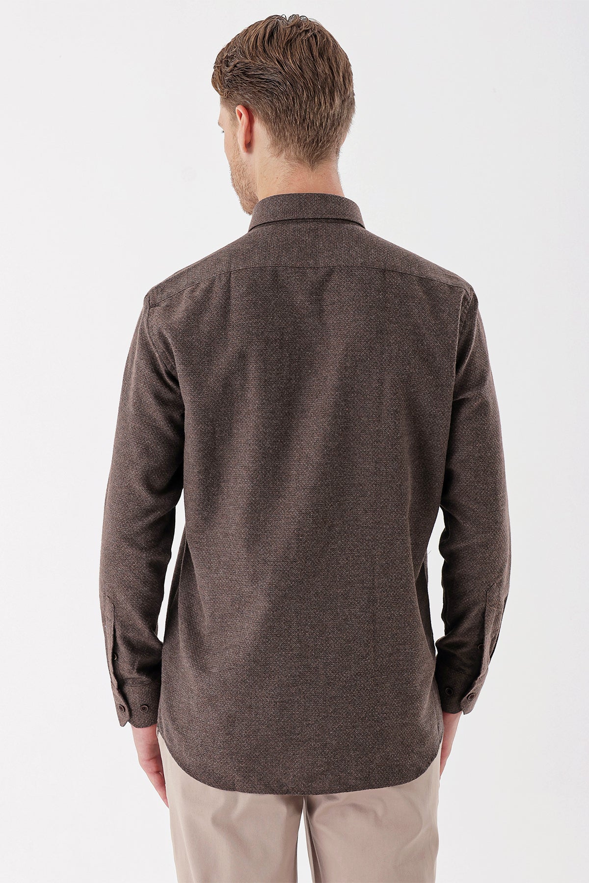 Comfort-Fit Textured Oxford Shirt - Brown