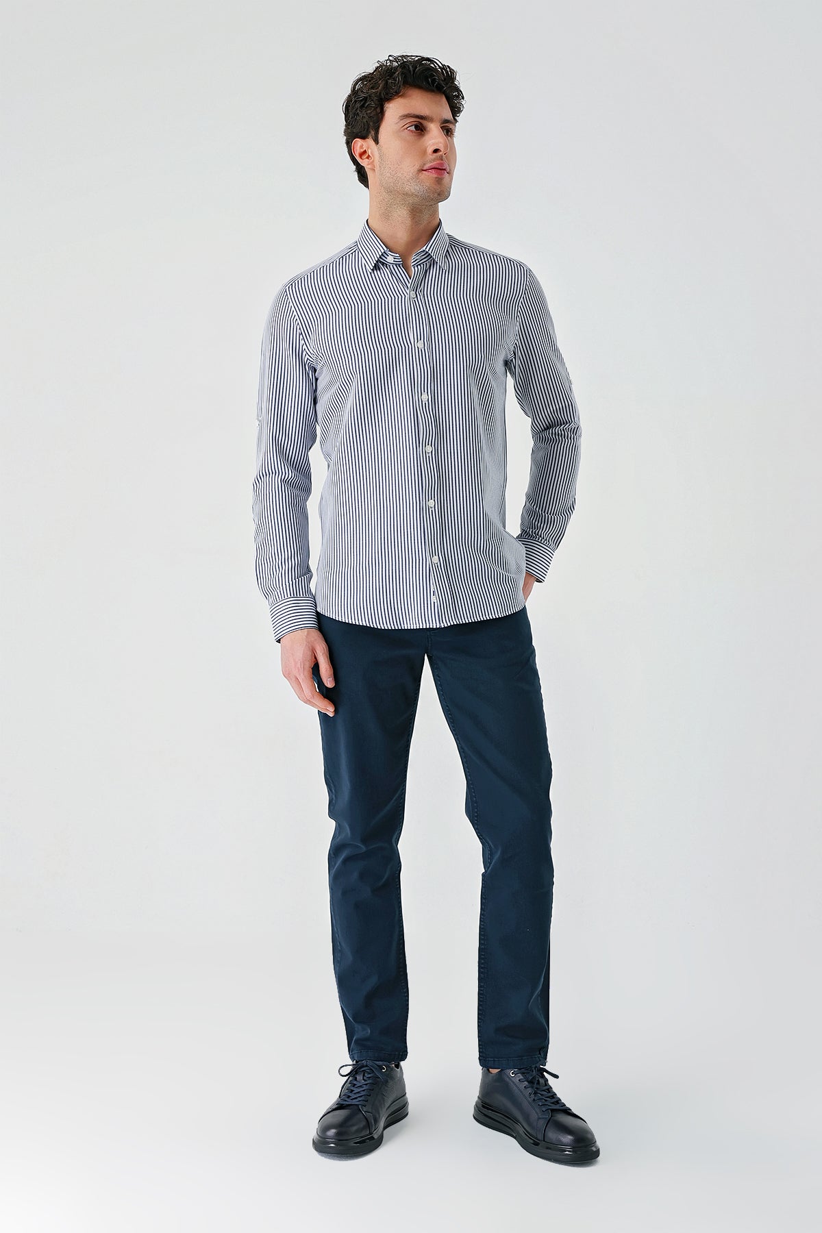 Slim-Fit Striped Oxford Shirt - Navy