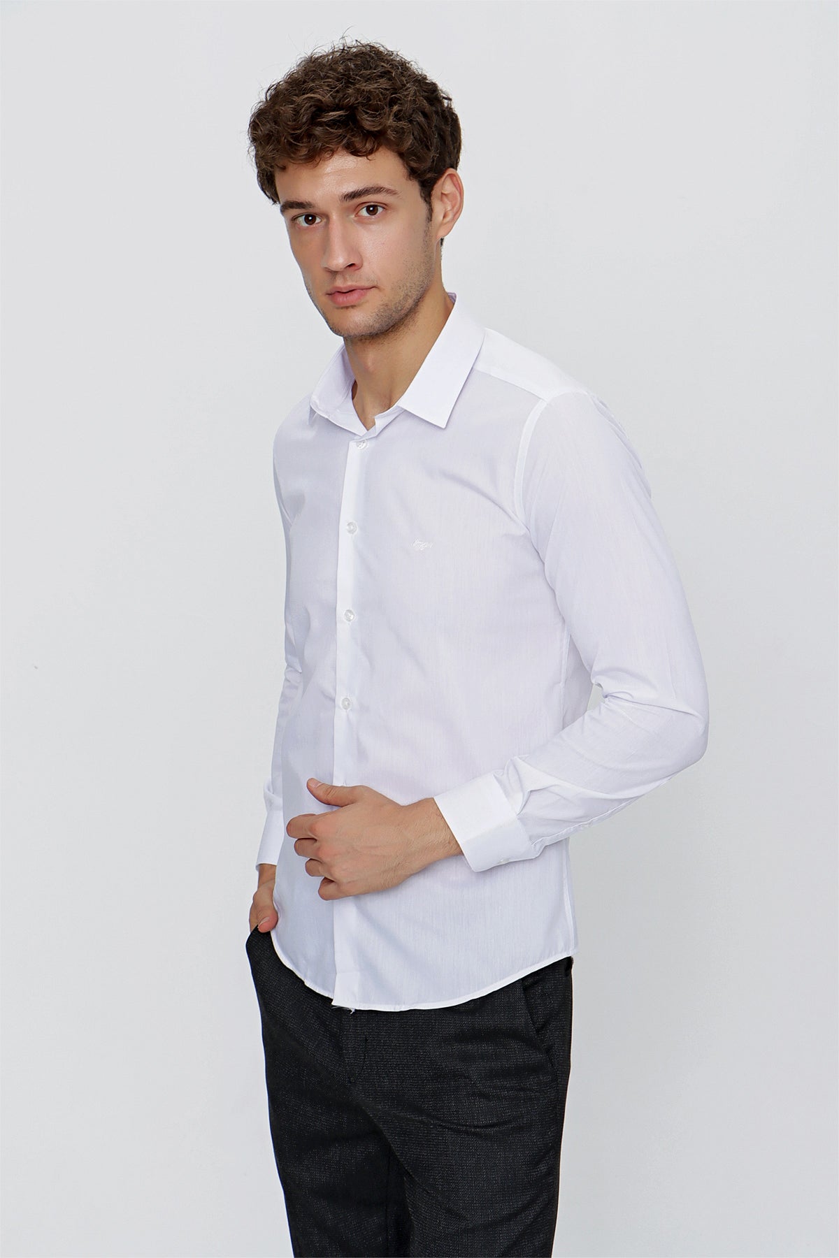 Slim-Fit Basic Shirt - White