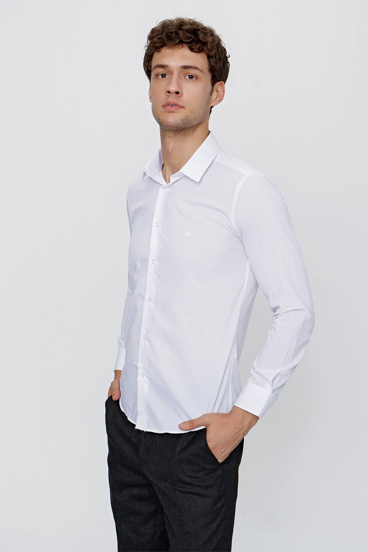 Slim-Fit Basic Shirt - White