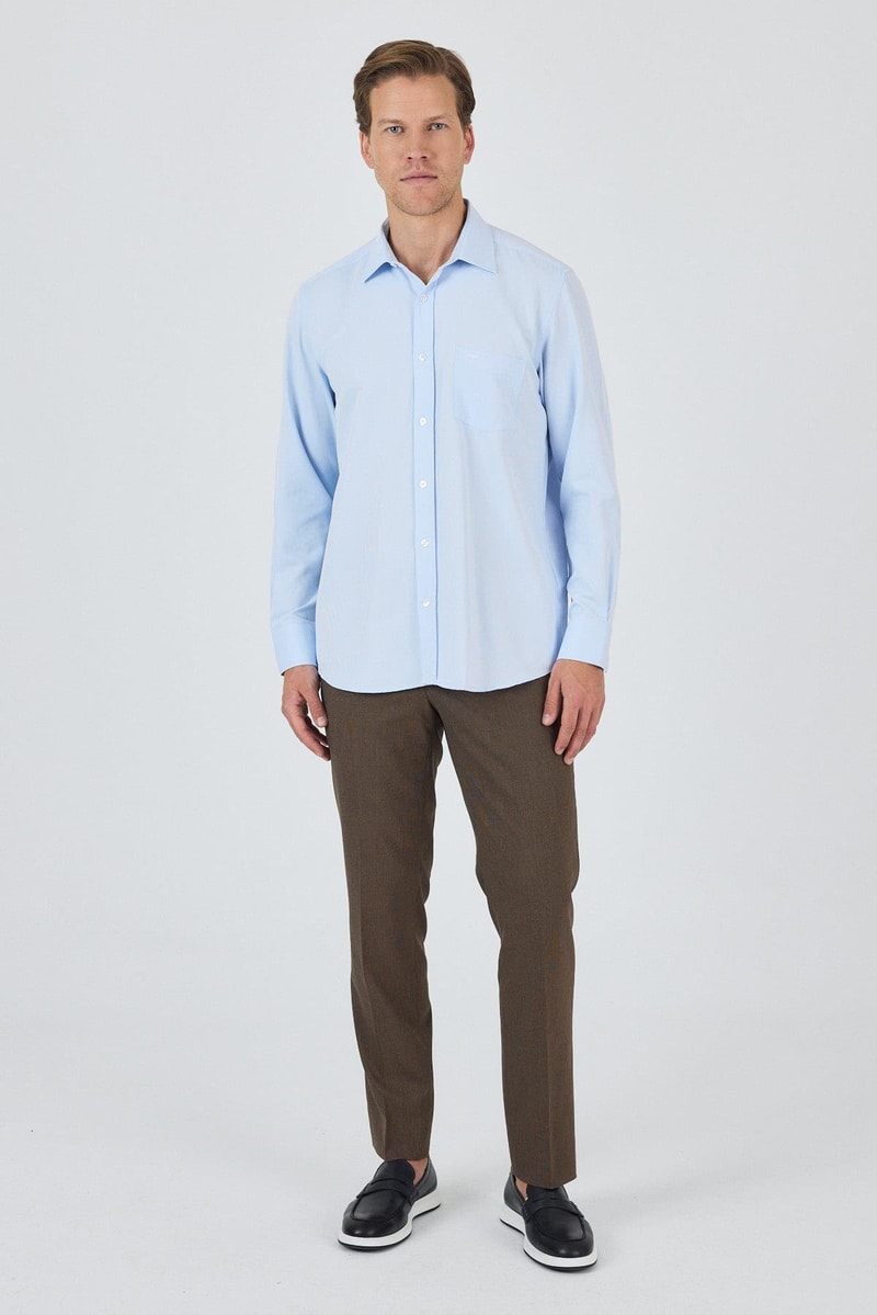 Comfort-Fit Classic Shirt - Light Blue