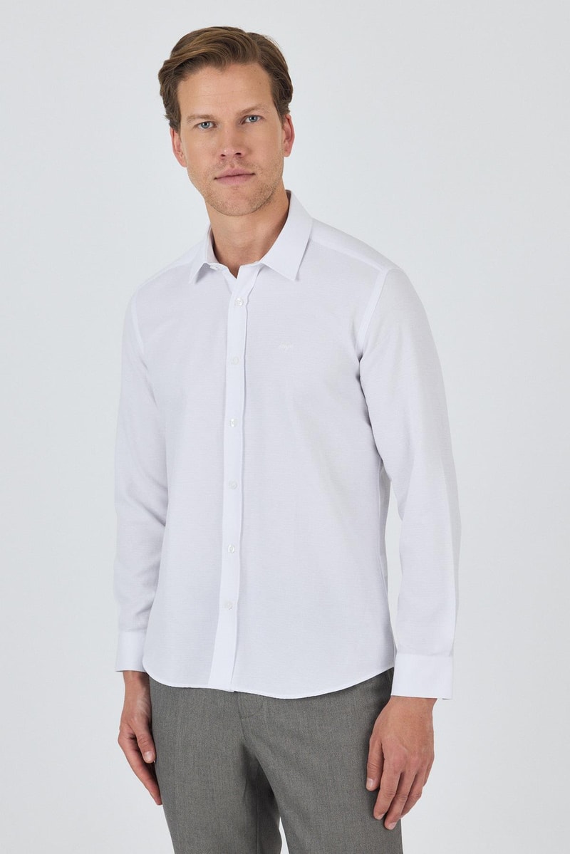 Slim-Fit Classic Shirt - White