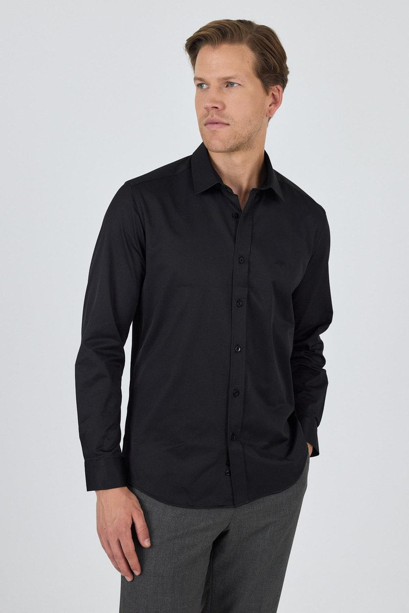 Slim-Fit Classic Shirt - Black