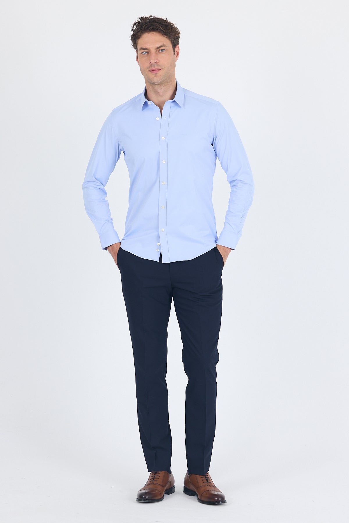 Slim-Fit Classic Shirt - Light Blue