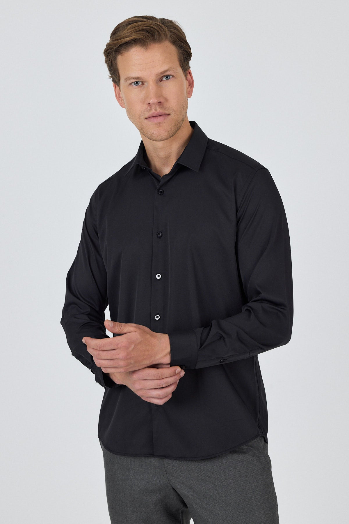Slim-Fit Classic Water Resistant Shirt - Black