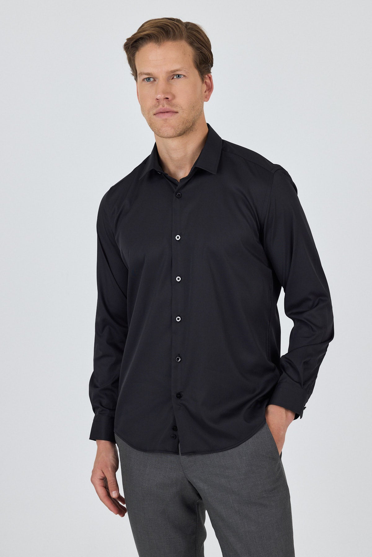 Slim-Fit Classic Water Resistant Shirt - Black