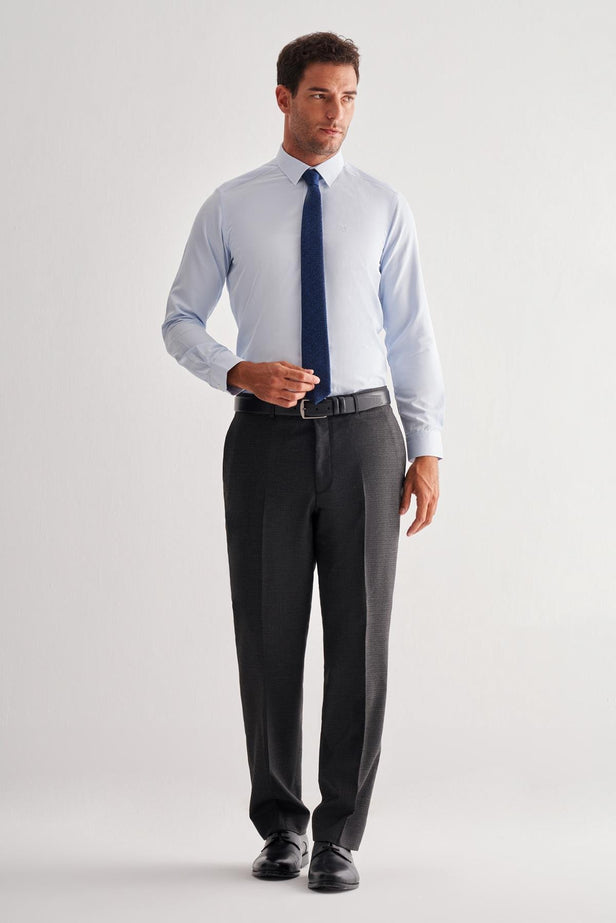 Slim-Fit Classic Shirt - Light Blue