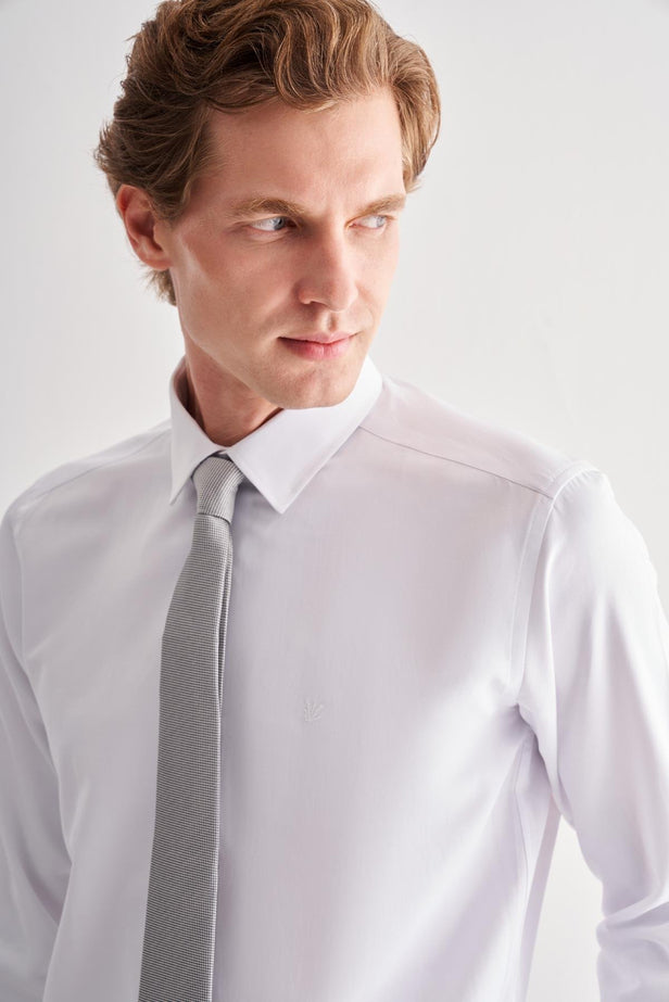 Slim-Fit Classic Shirt - White