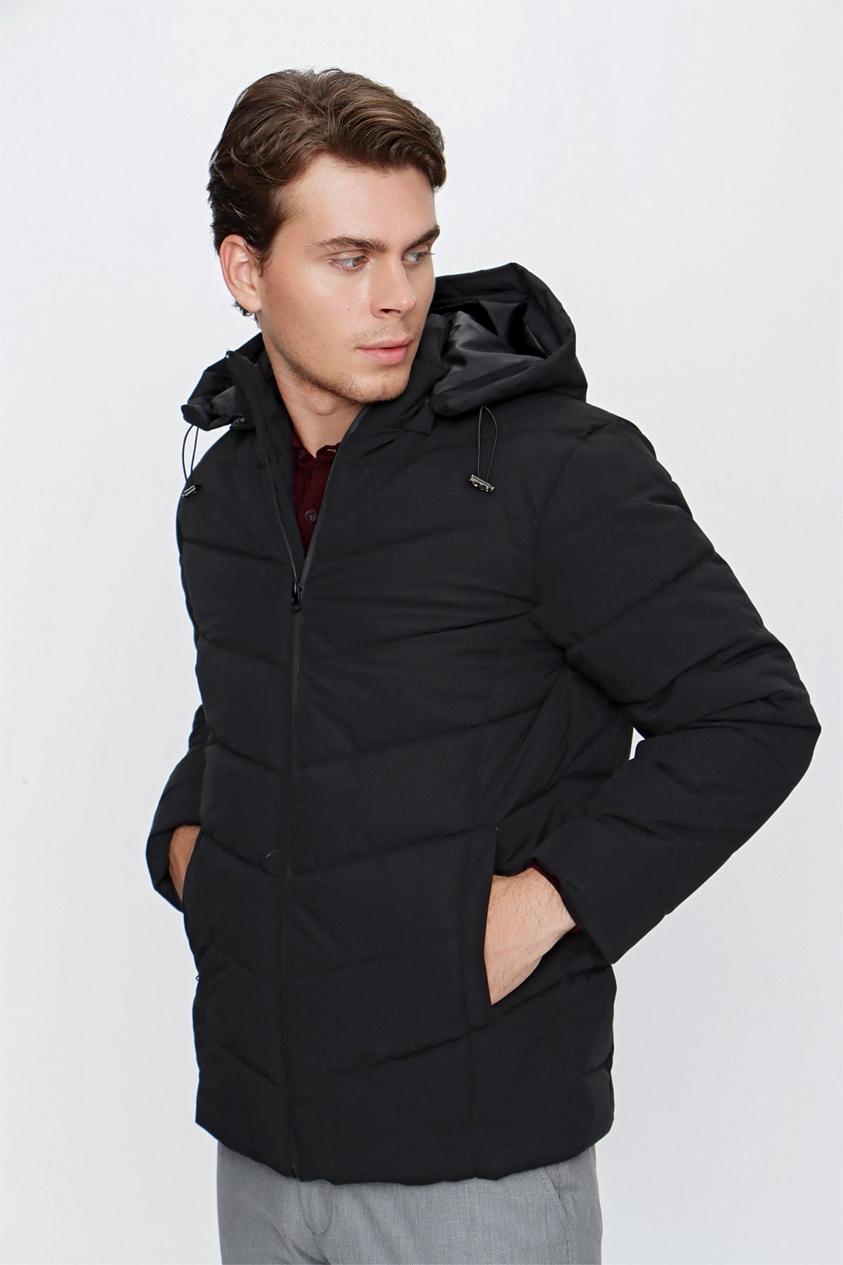 Slim-Fit Hooded Puffer Jacket - Black