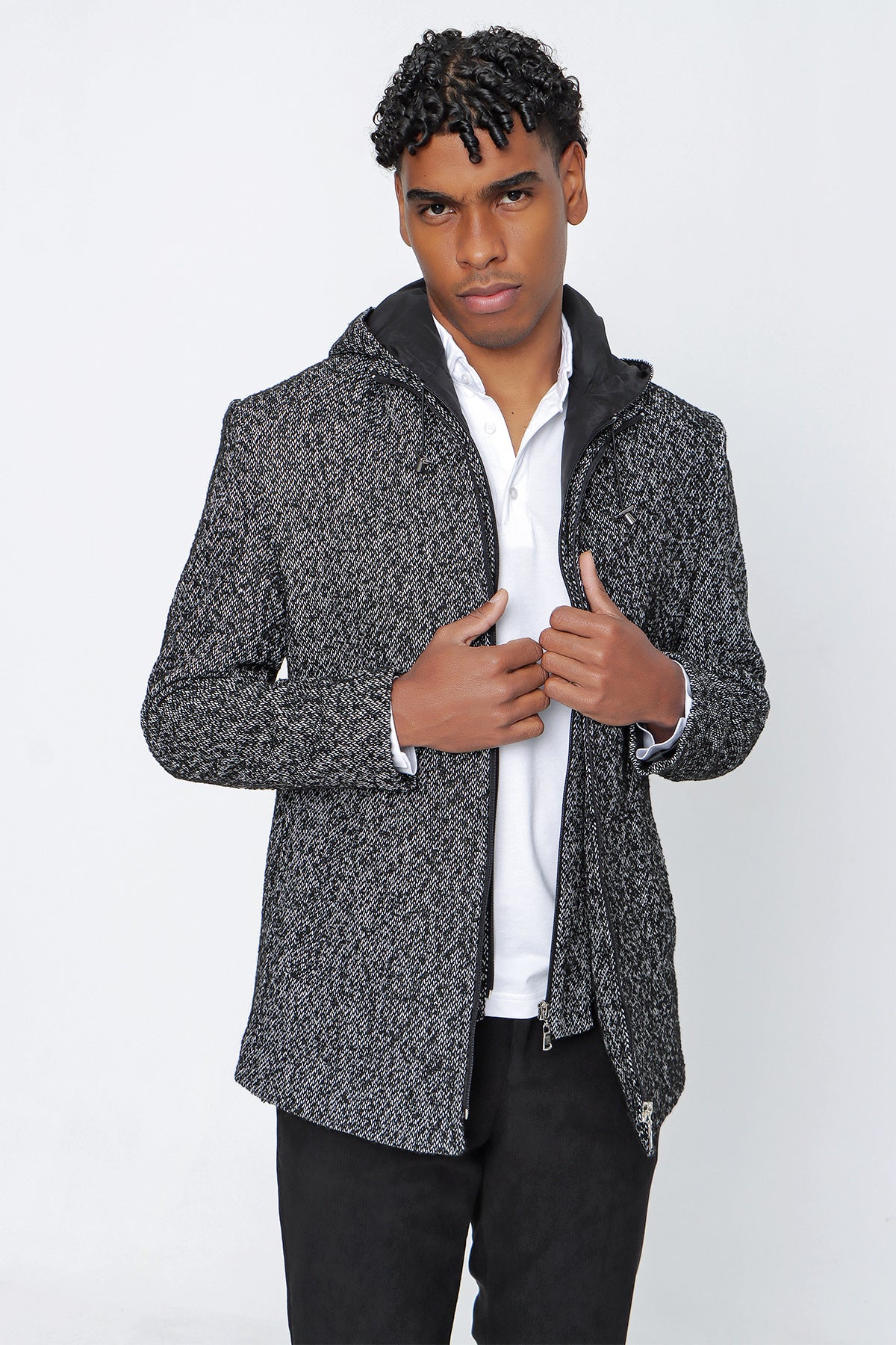 Slim-Fit Patterned Jacket - Black