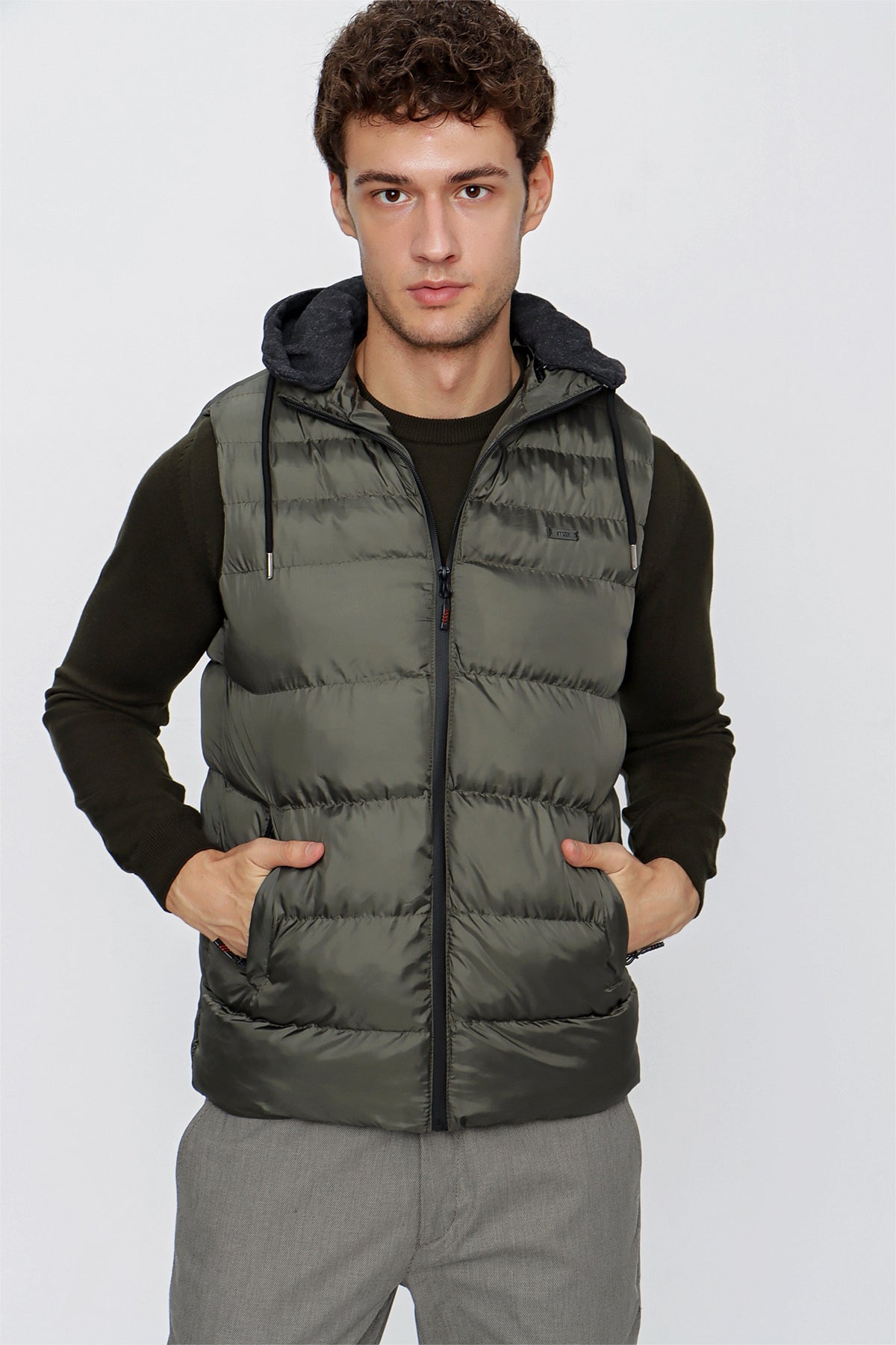 Slim-Fit Hooded Puffer Vest - Dark Khaki