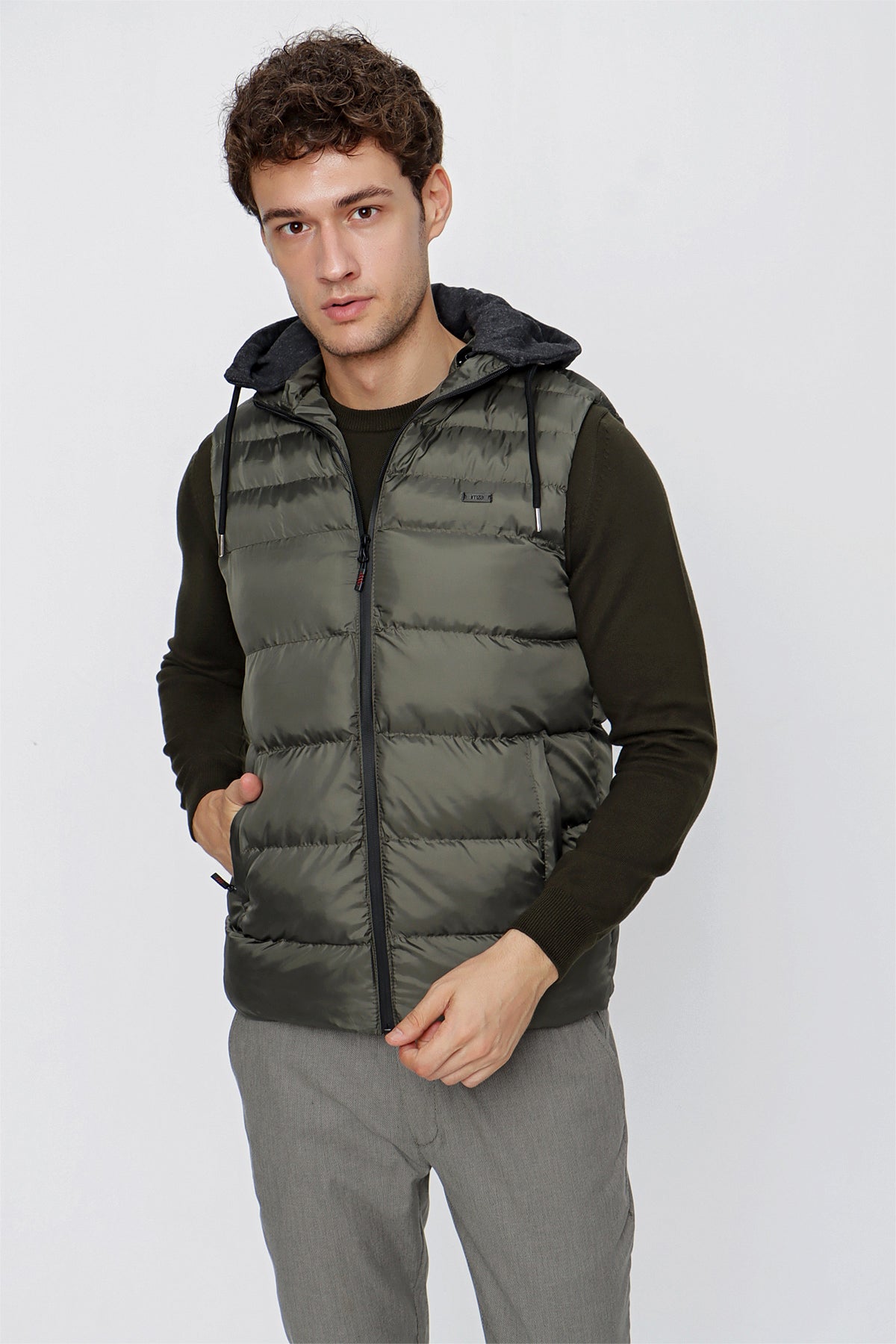 Slim-Fit Hooded Puffer Vest - Dark Khaki