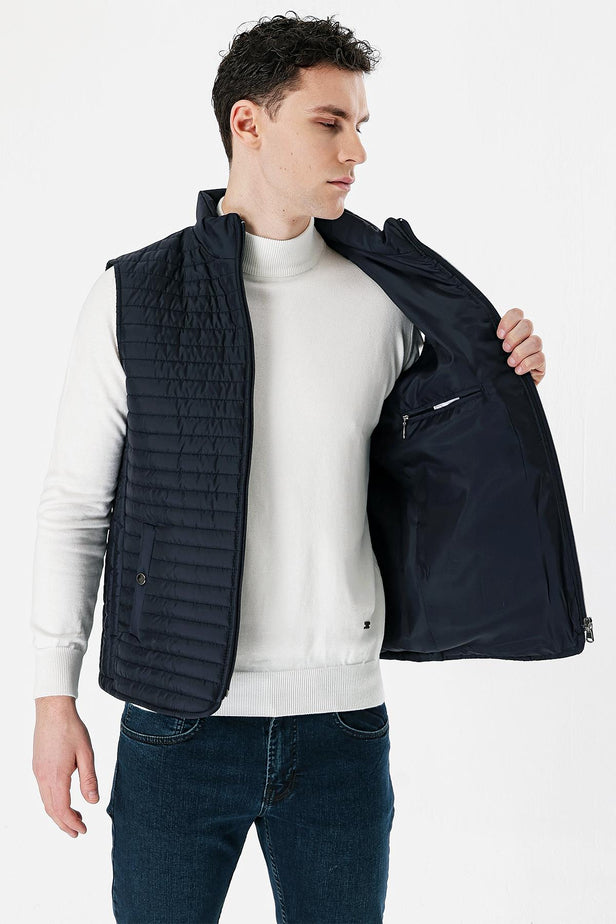 Slim-Fit Puffer Vest - Navy
