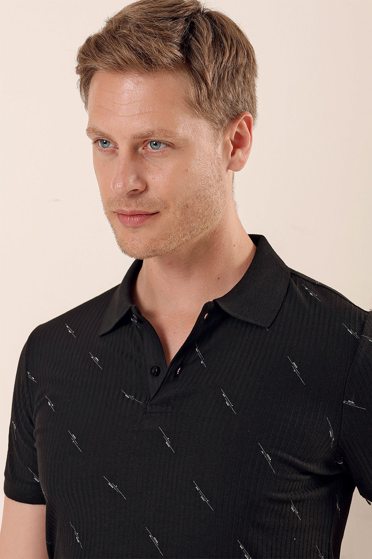 Slim-Fit Patterned Polo Shirt - Black