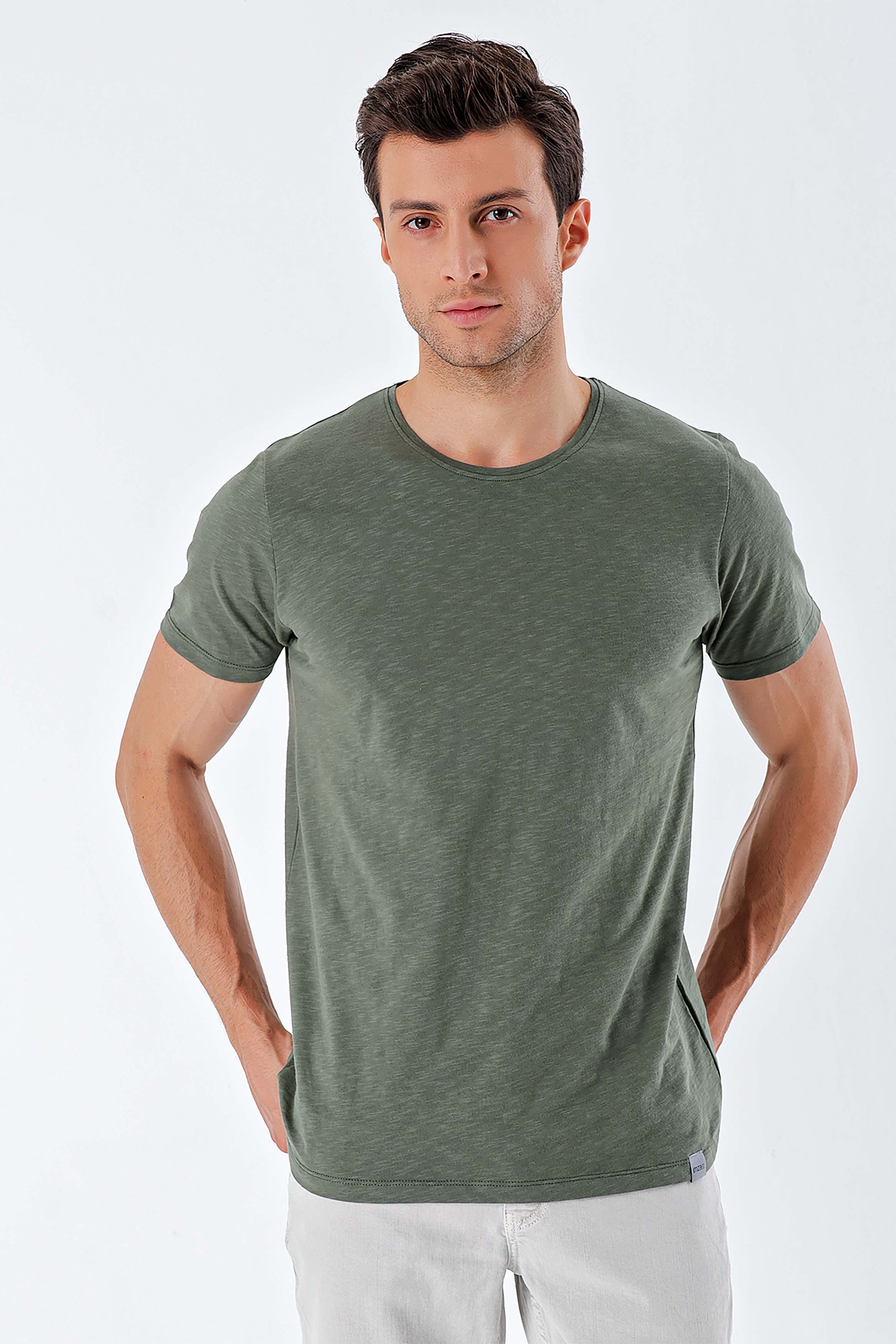 Slim-Fit Basic T-shirt - Khaki