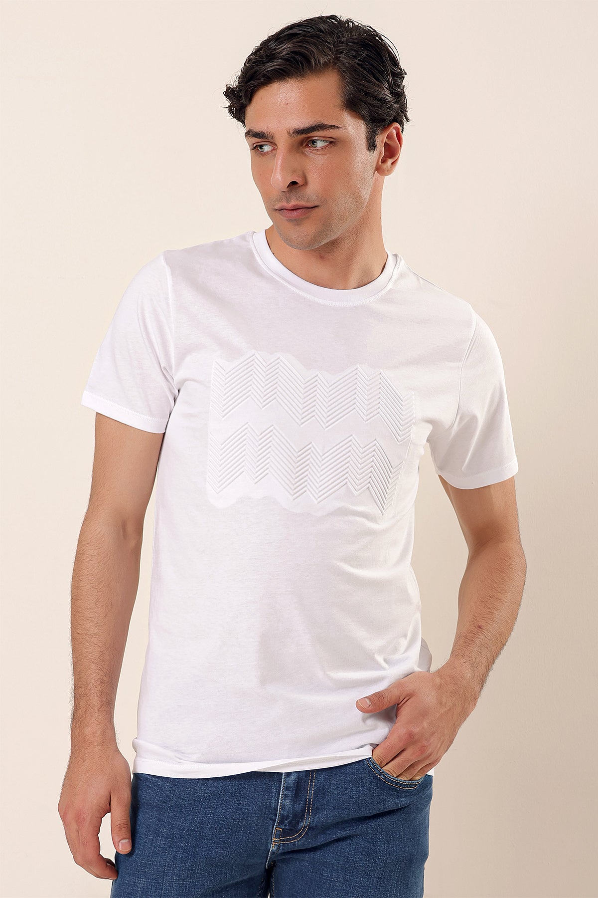 Slim-Fit Printed T-shirt - White