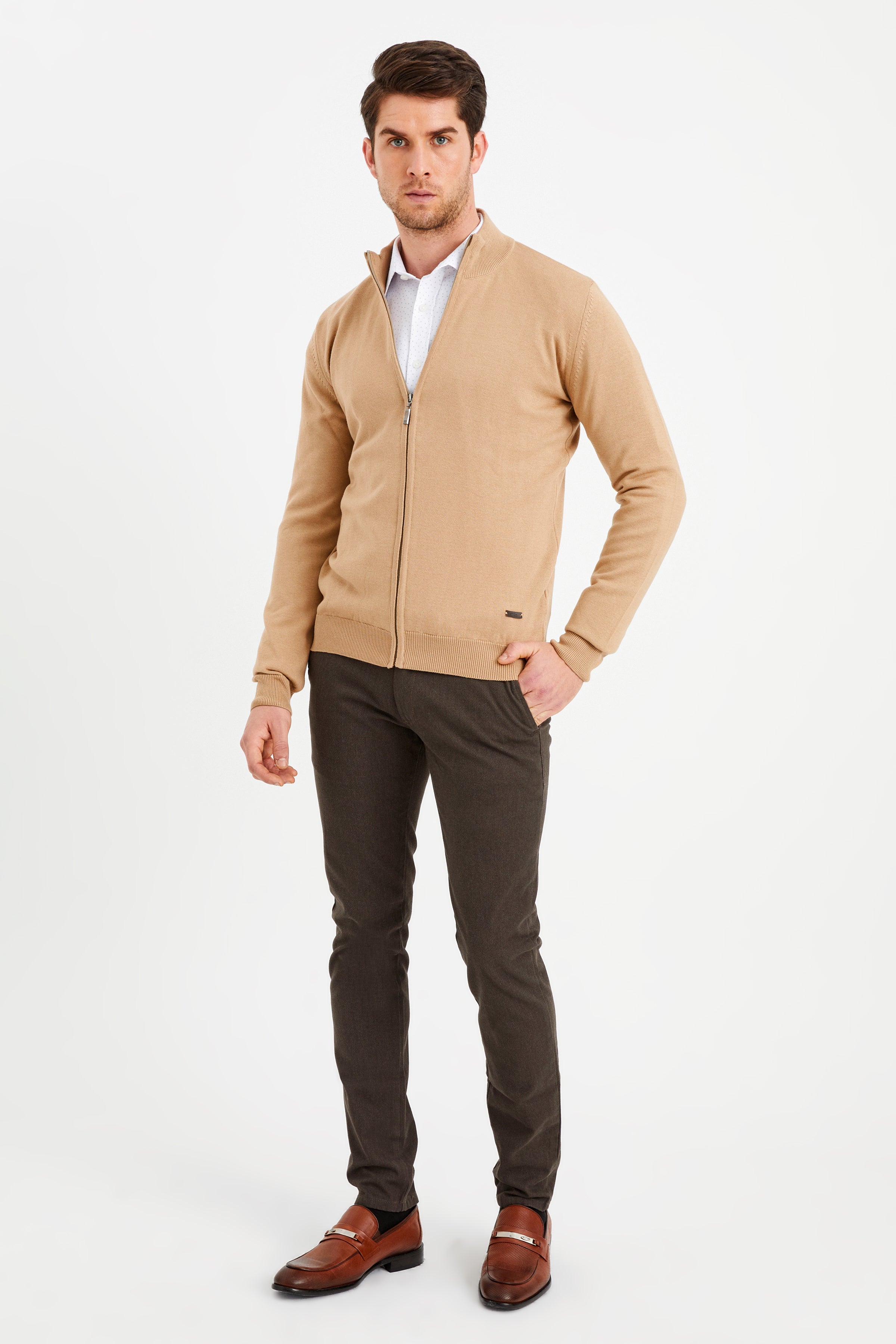 Comfort-Fit Stand-Up Collar Sweater - Camel