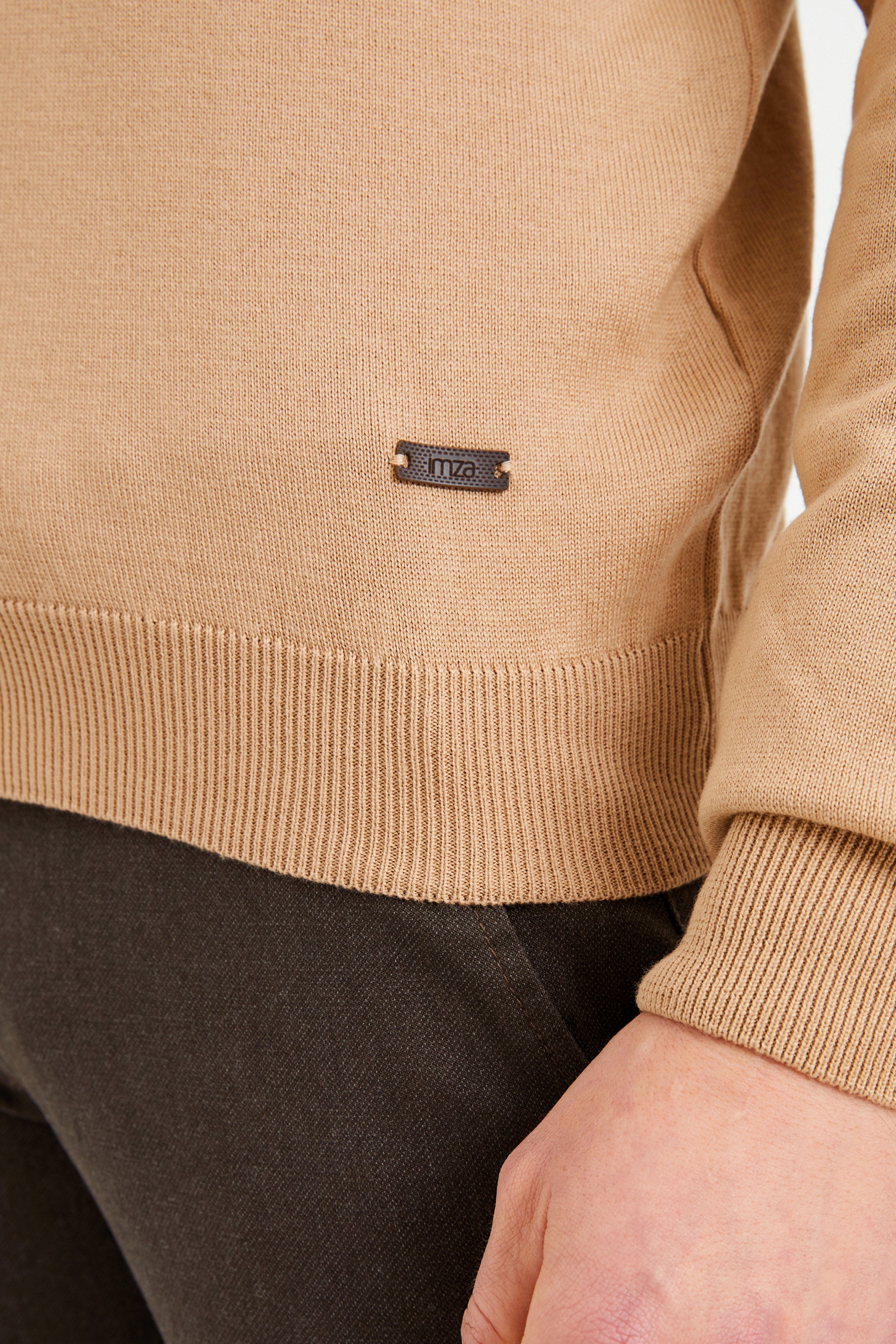 Comfort-Fit Stand-Up Collar Sweater - Camel