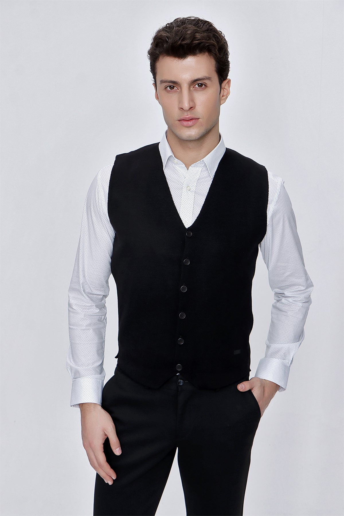 Slim-Fit Plain Vest - Black