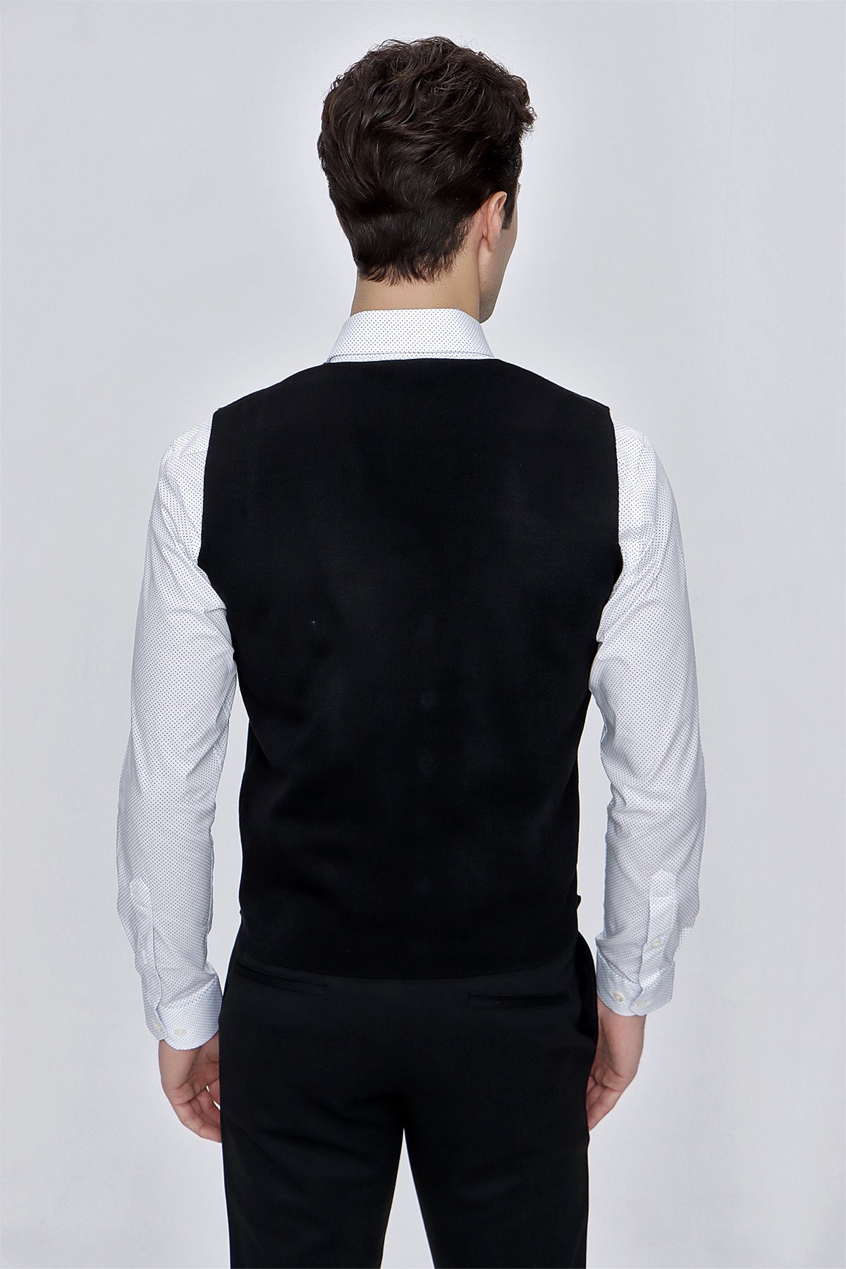 Slim-Fit Plain Vest - Black