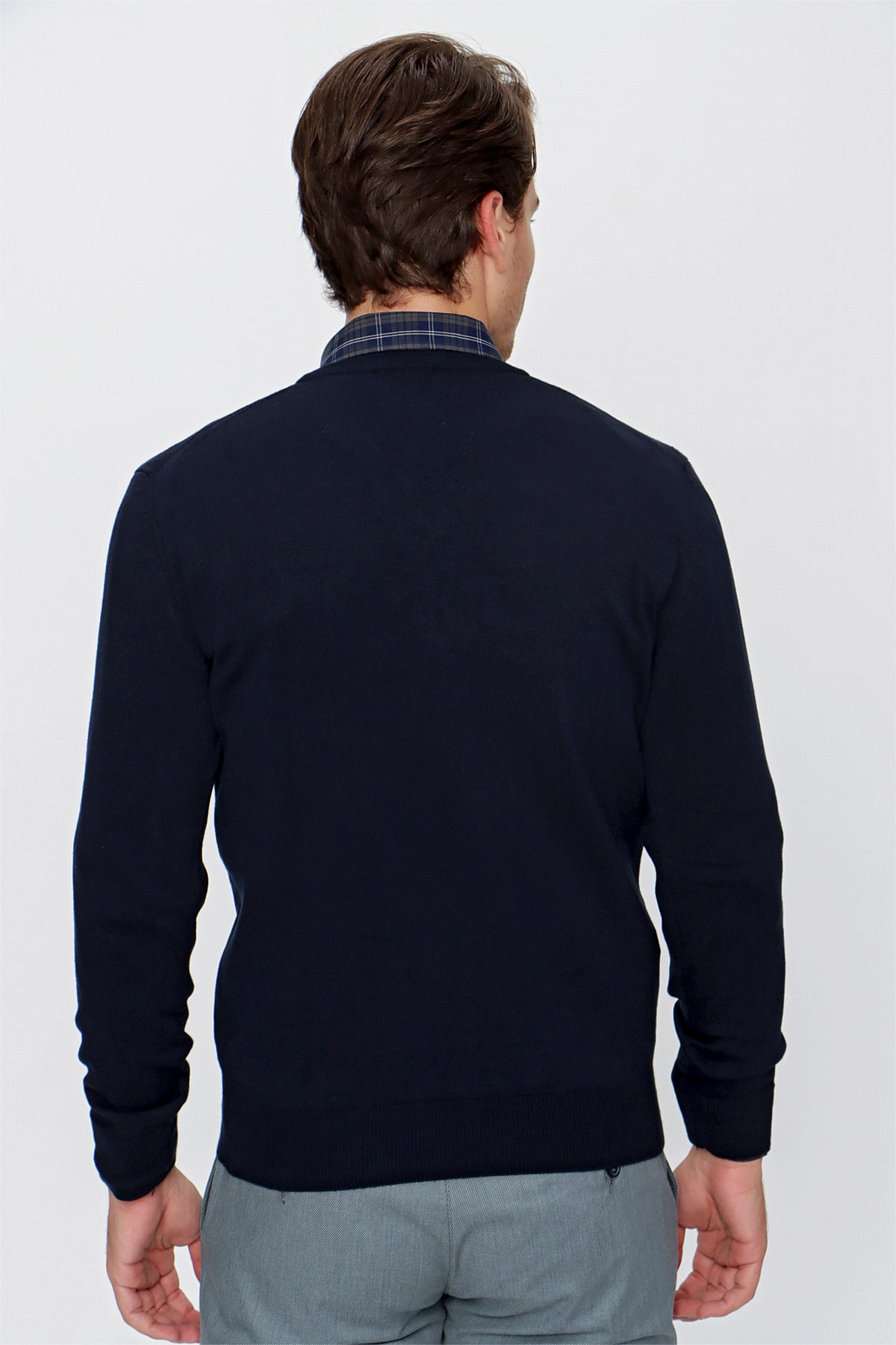 Comfort-Fit V-Neck Knitwear - Navy