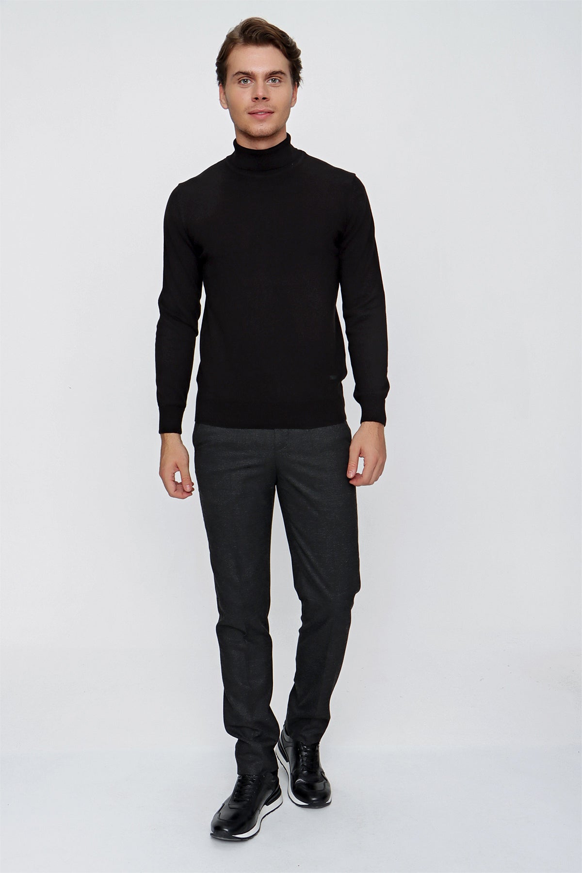 Comfort-Fit High-Neck Knitwear - Black