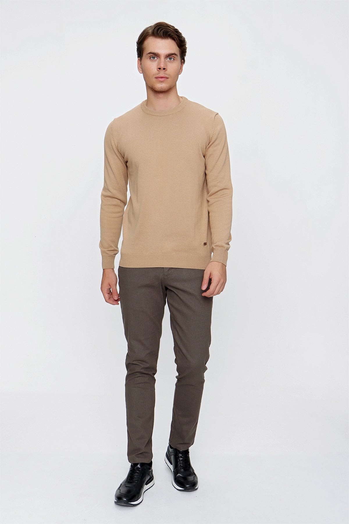 Comfort-Fit Round-Neck Knitwear - Camel