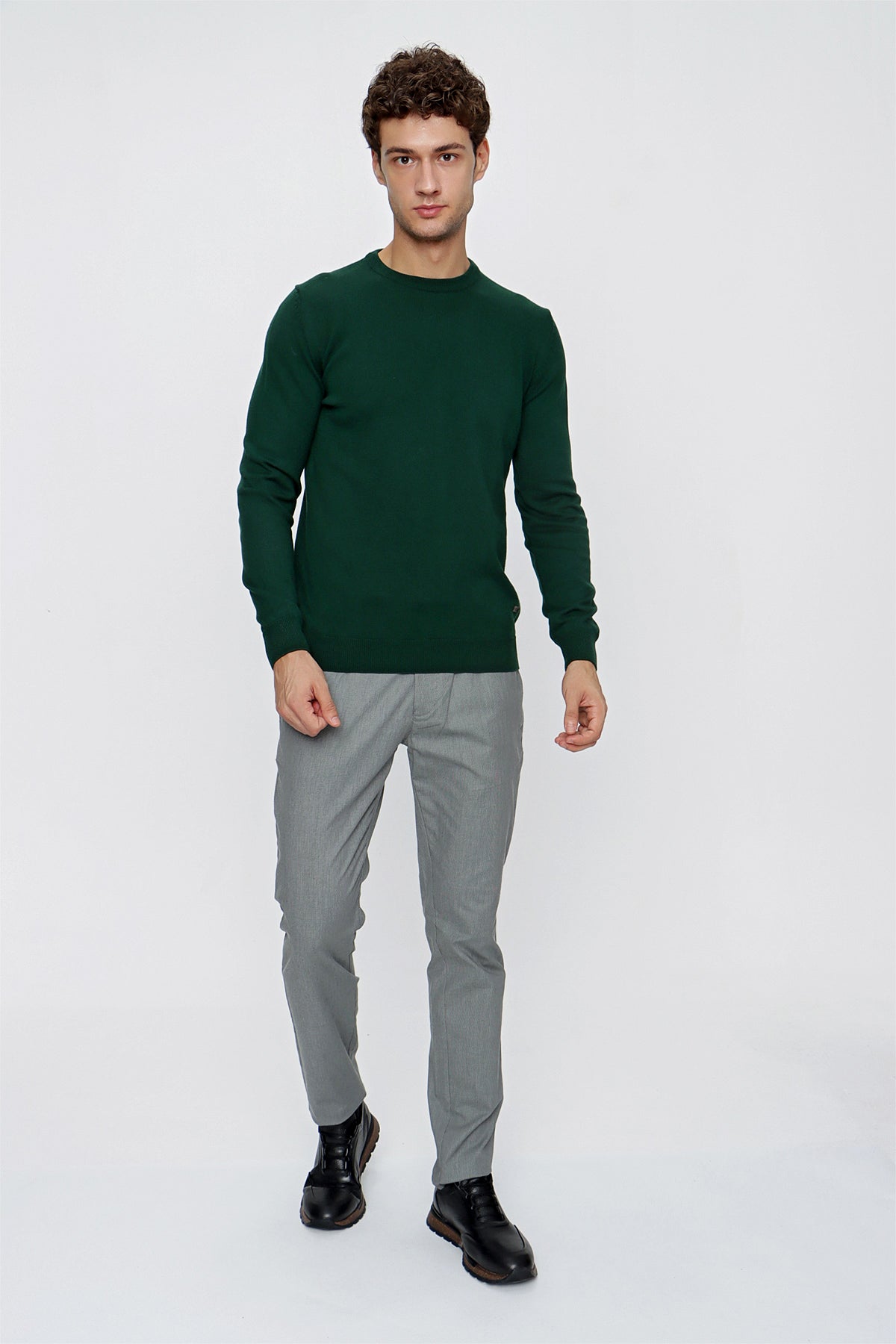 Comfort-Fit Round-Neck Knitwear - Light Green