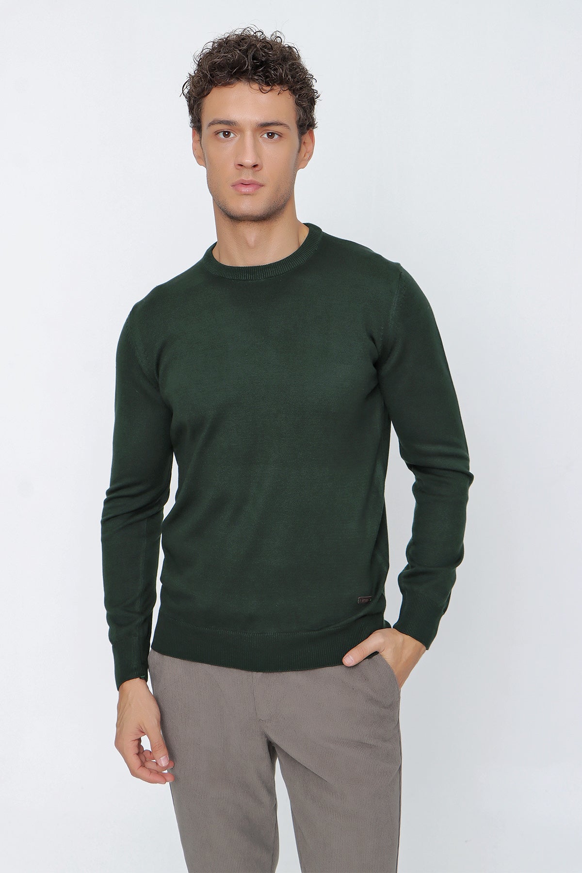 Comfort-Fit Round-Neck Knitwear - Dark Green