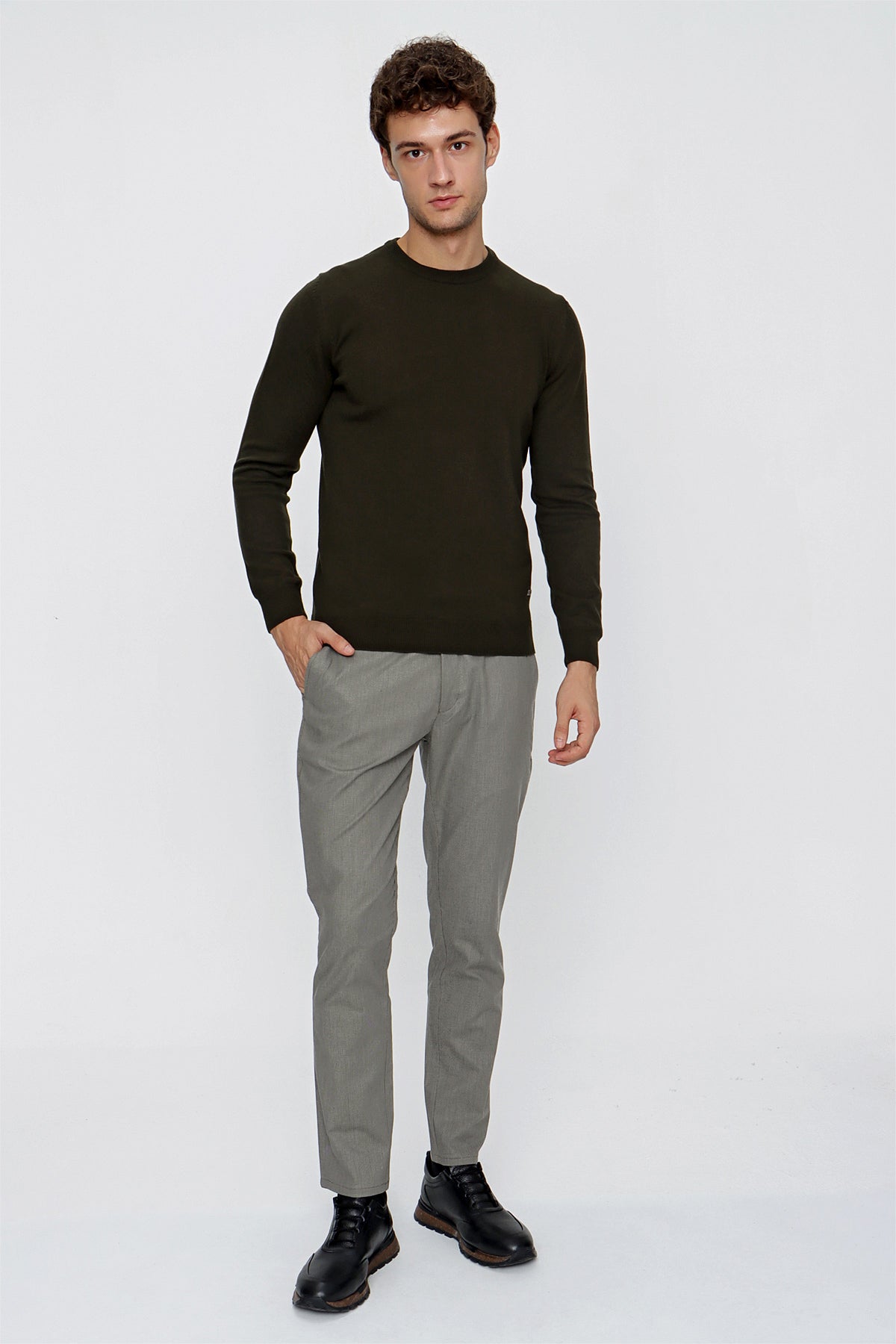 Comfort-Fit Round-Neck Knitwear - Dark Khaki