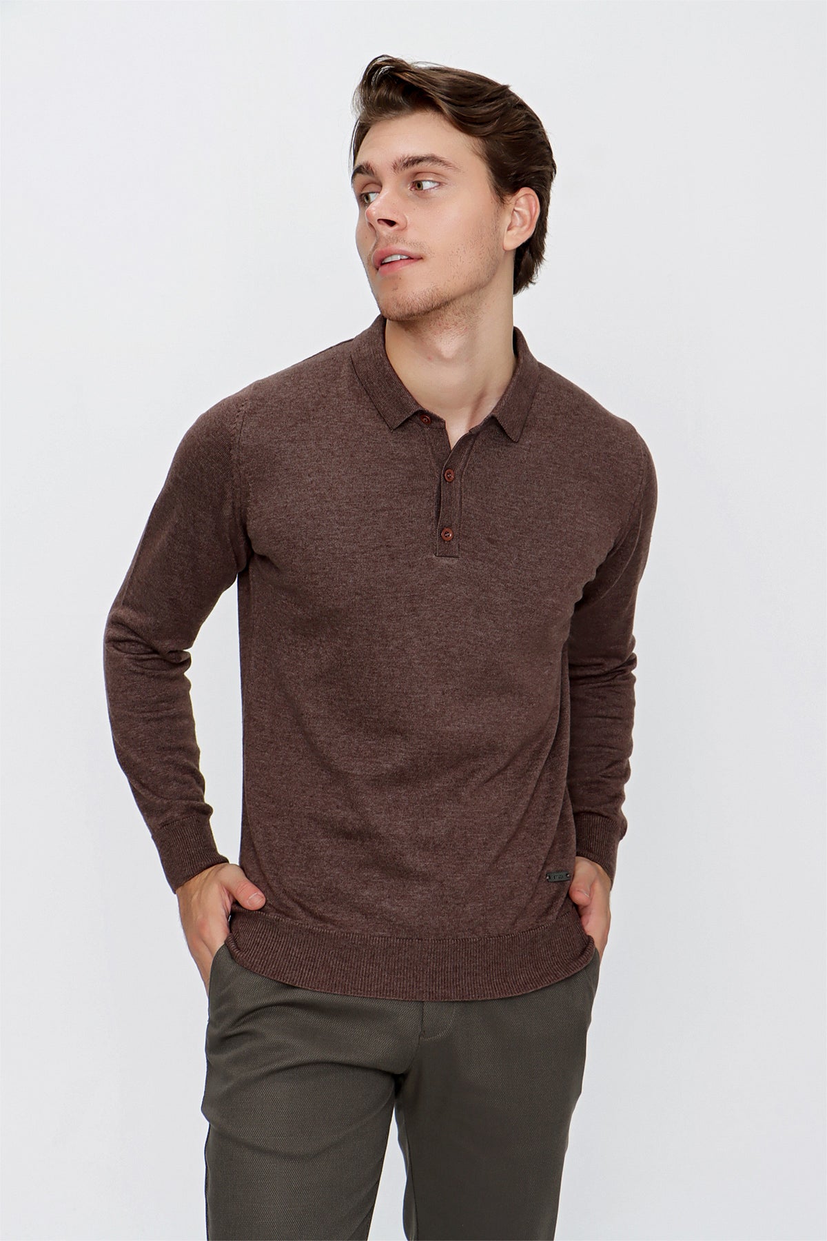 Comfort-Fit Polo-Neck Knitwear - Brown