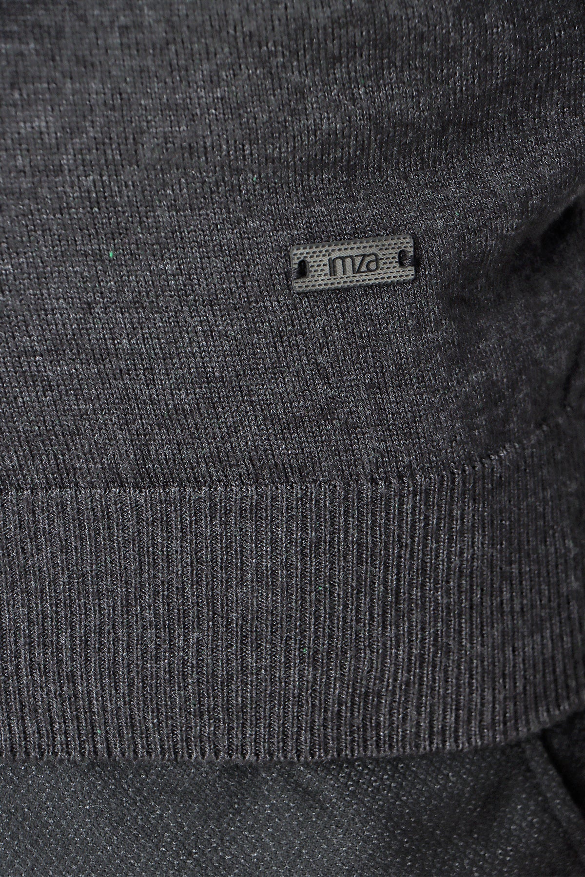 Comfort-Fit V-Neck Classic Knitwear - Grey