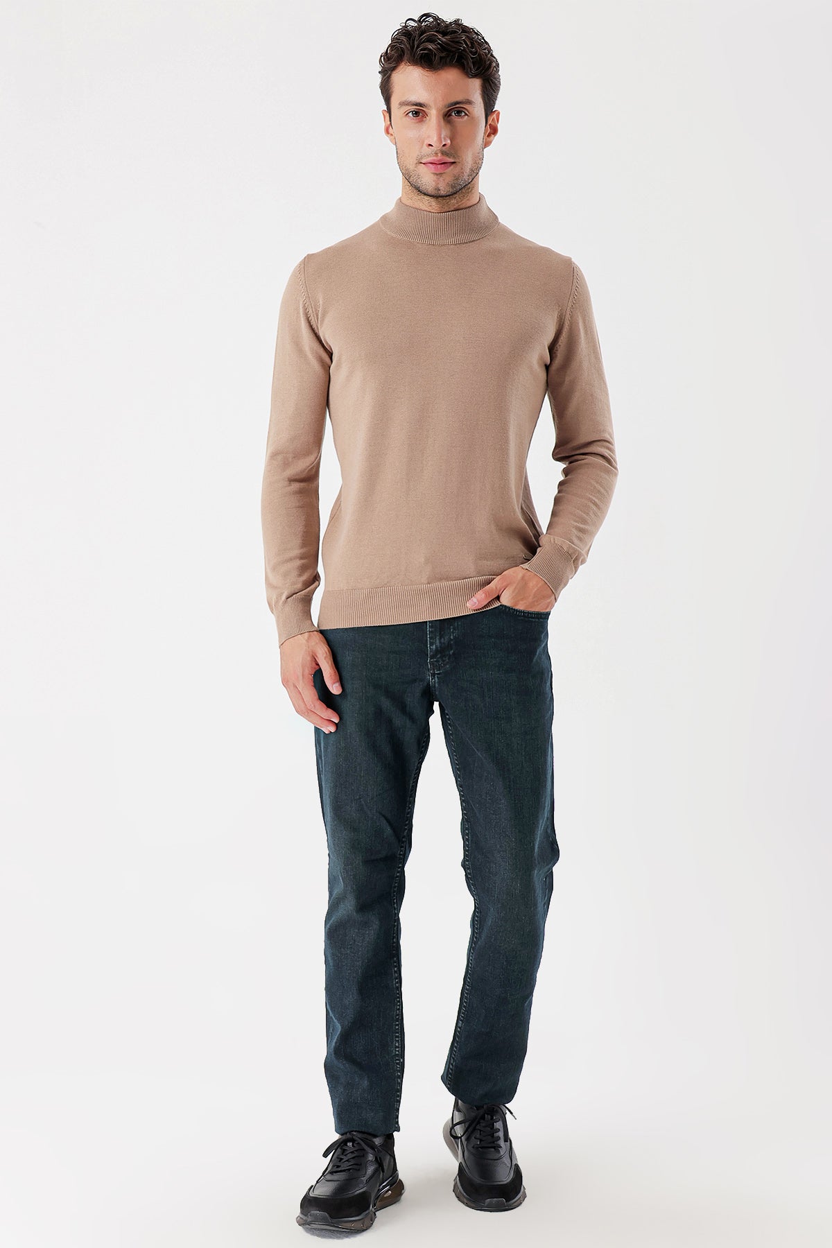 Comfort-Fit Half-Neck Knitwear - Beige