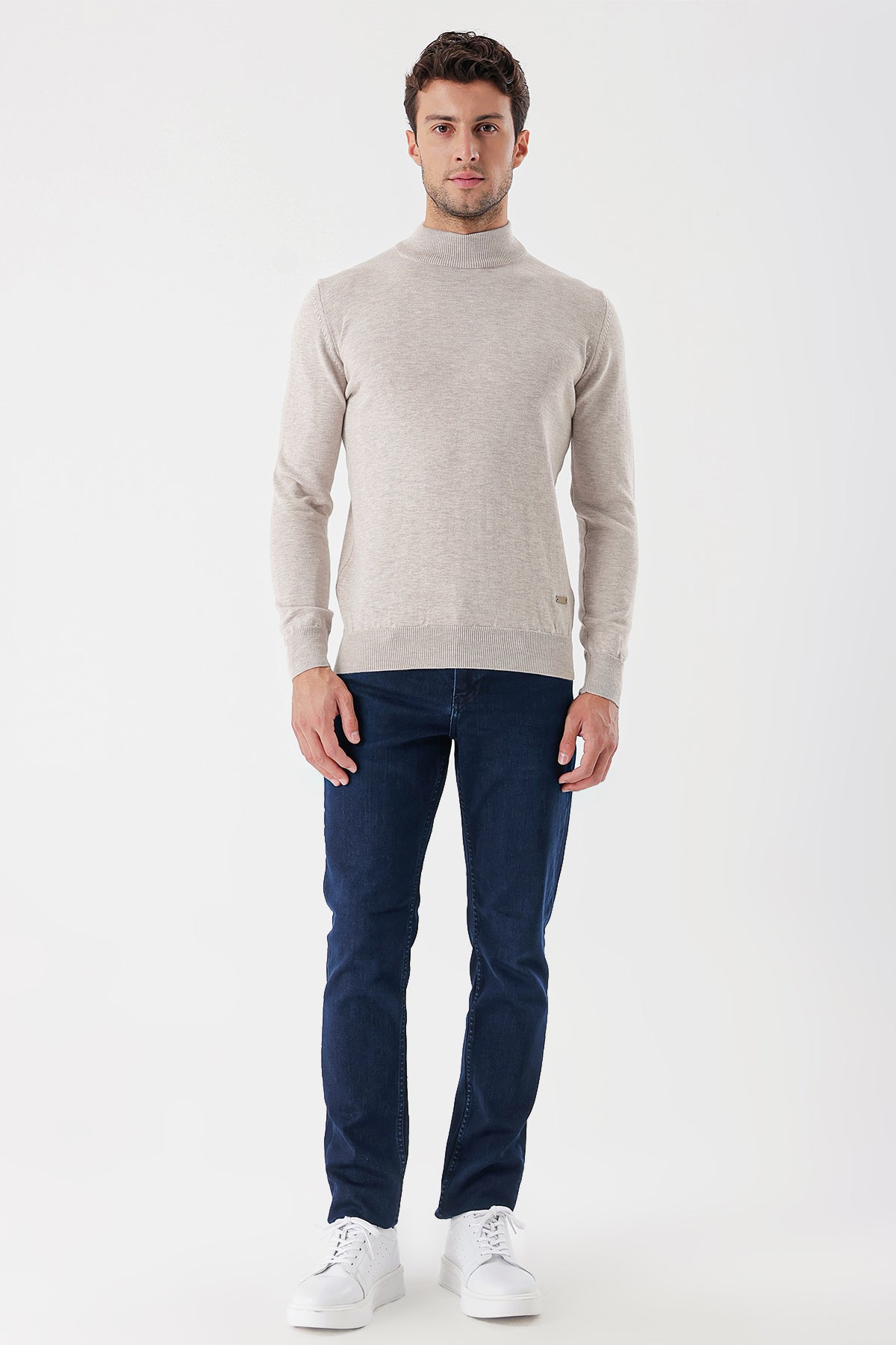 Comfort-Fit Half-Neck Knitwear - Light Beige