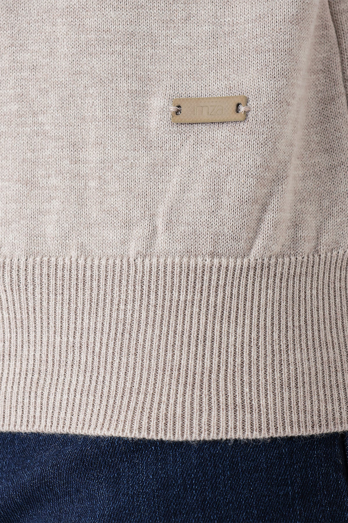 Comfort-Fit Half-Neck Knitwear - Light Beige