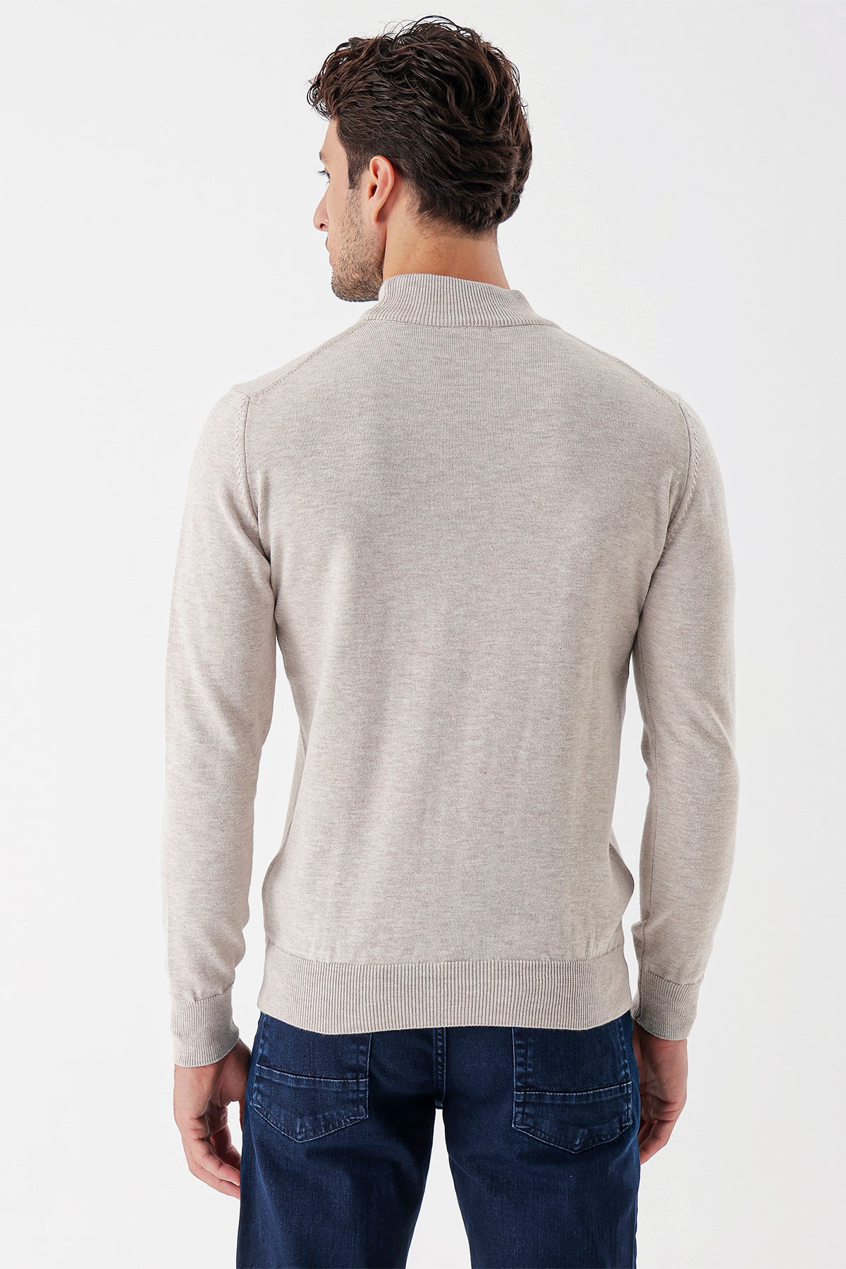 Comfort-Fit Half-Neck Knitwear - Light Beige