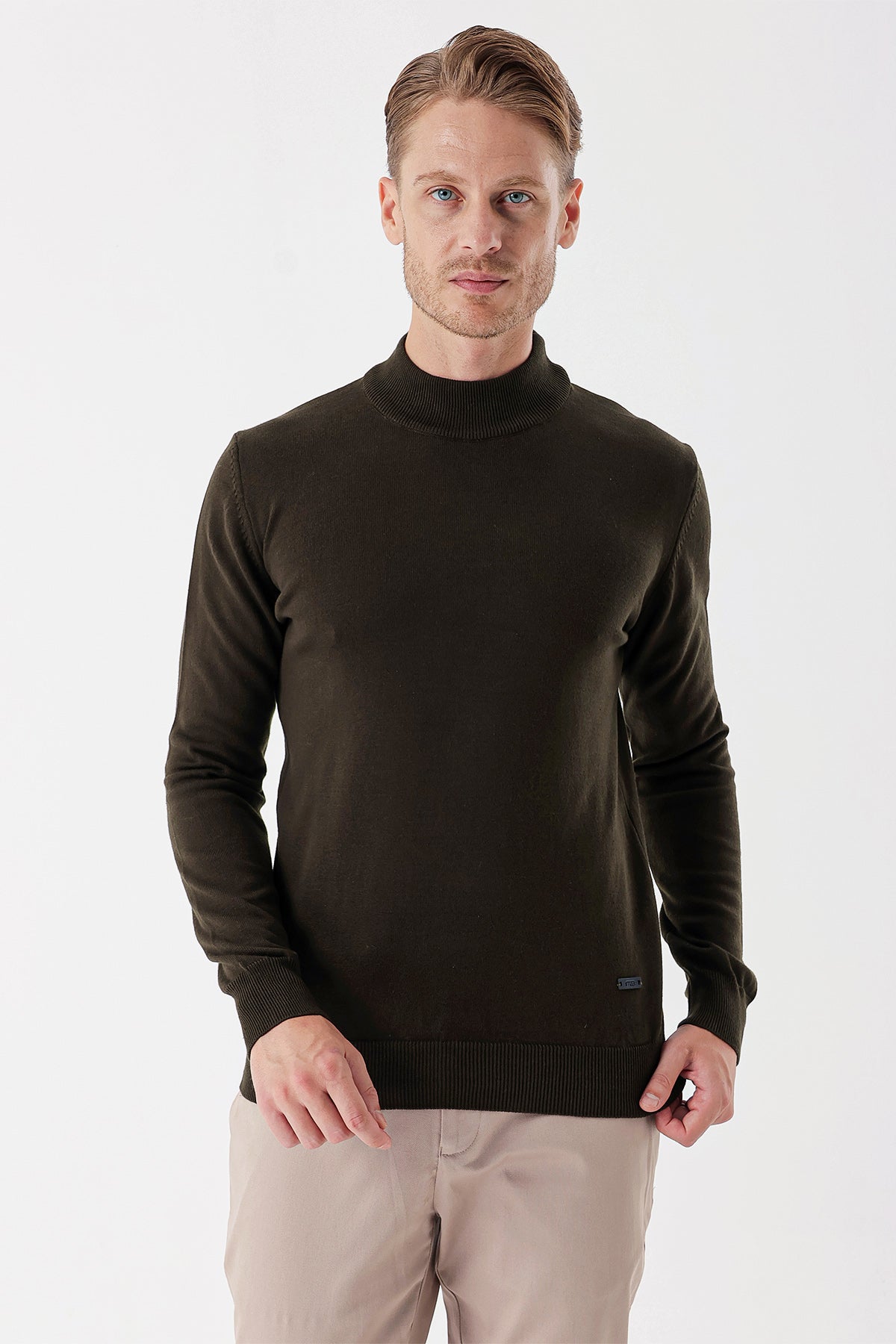 Comfort-Fit Half-Neck Knitwear - Olive