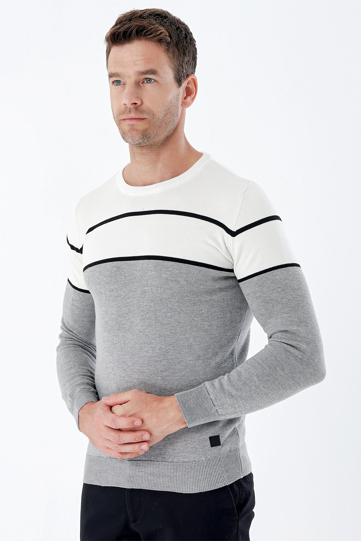 Comfort-Fit Round-Neck Patterned Knitwear - Grey