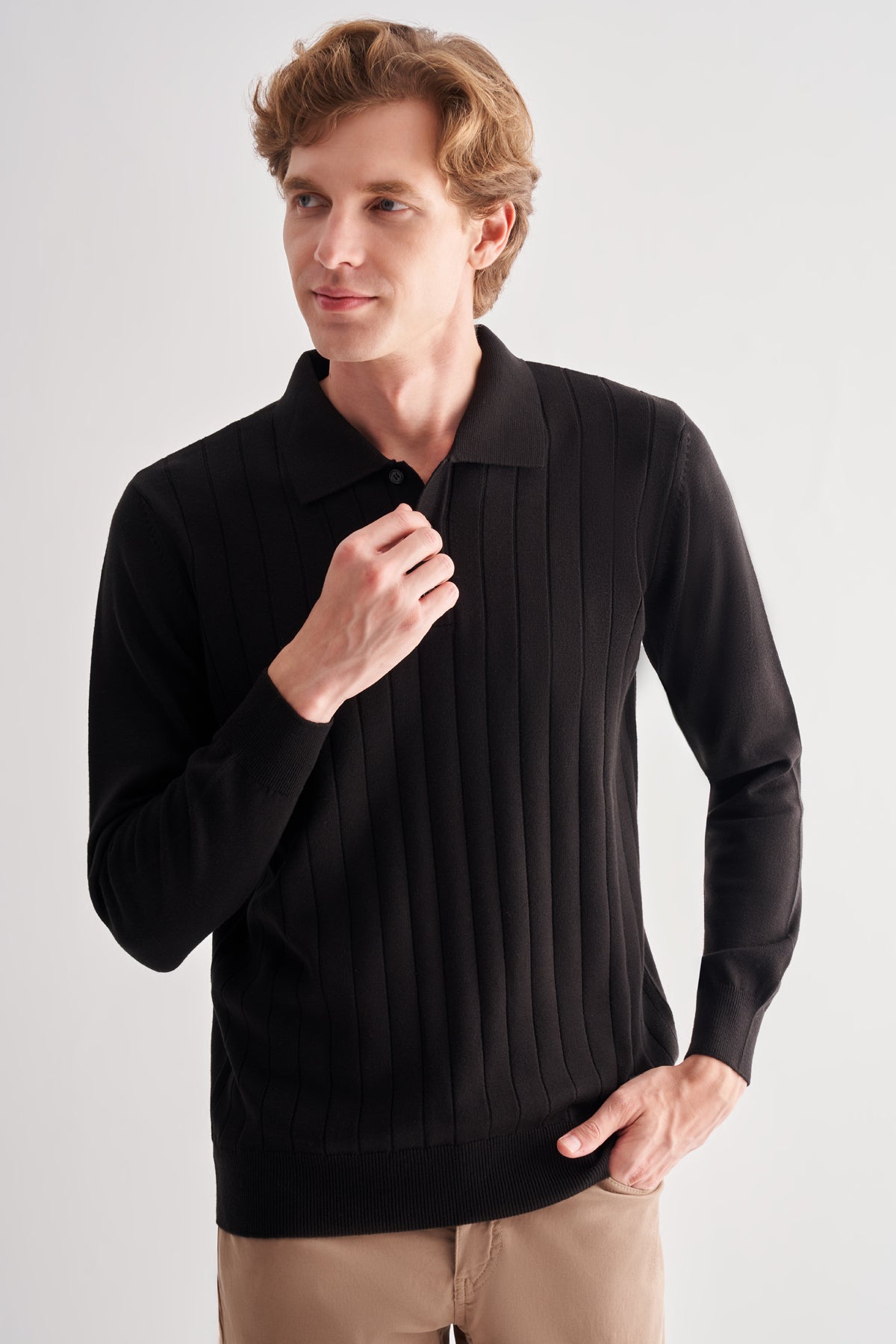 Comfort-Fit Polo-Neck Patterned Knitwear - Black