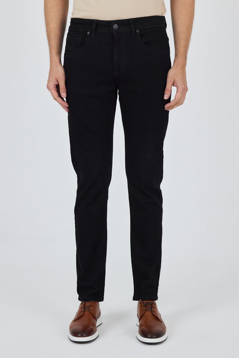 Black Slim-Fit Jeans