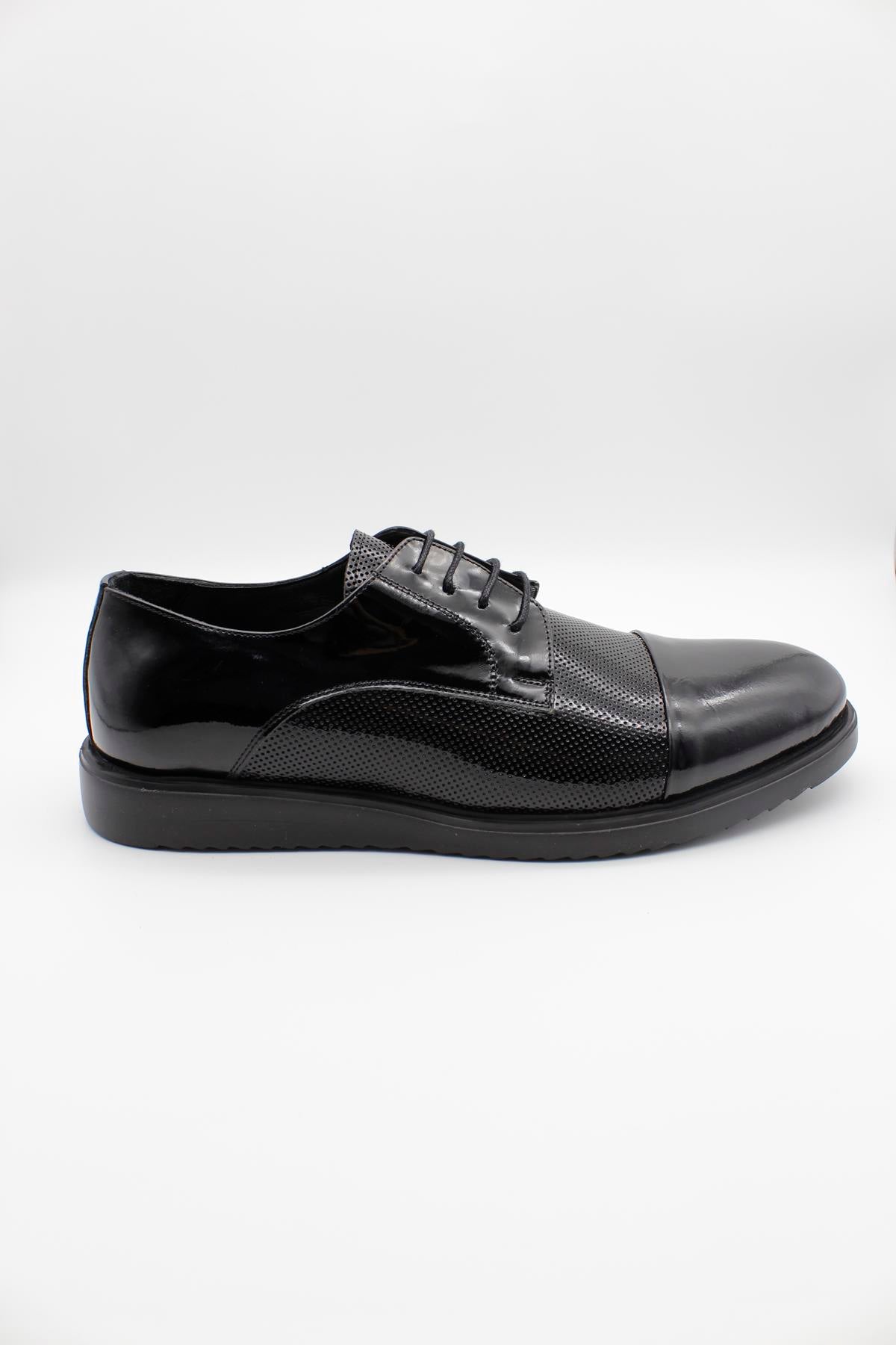 Derby Semi Textured Patent Shoes - Black