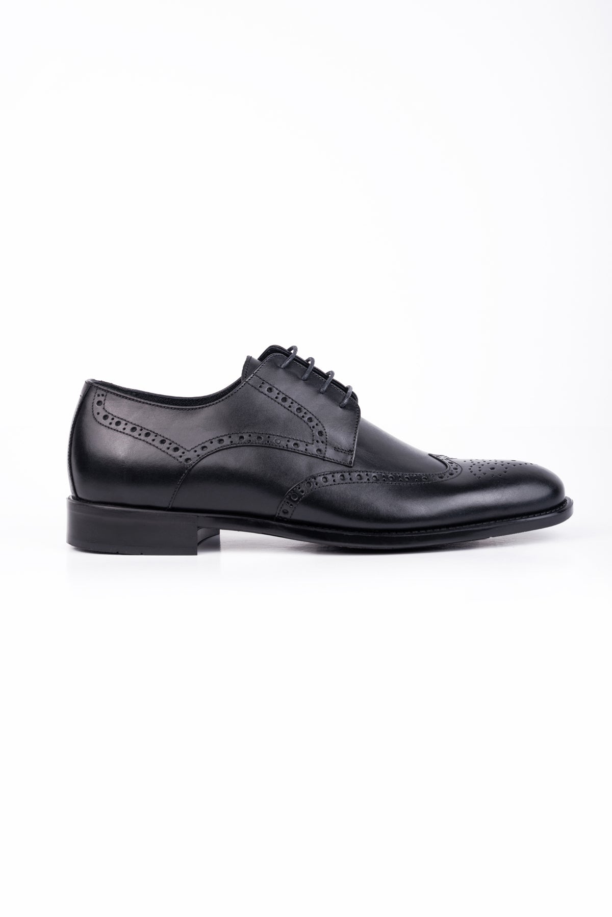 Wing Tip Classic Shoes - Black