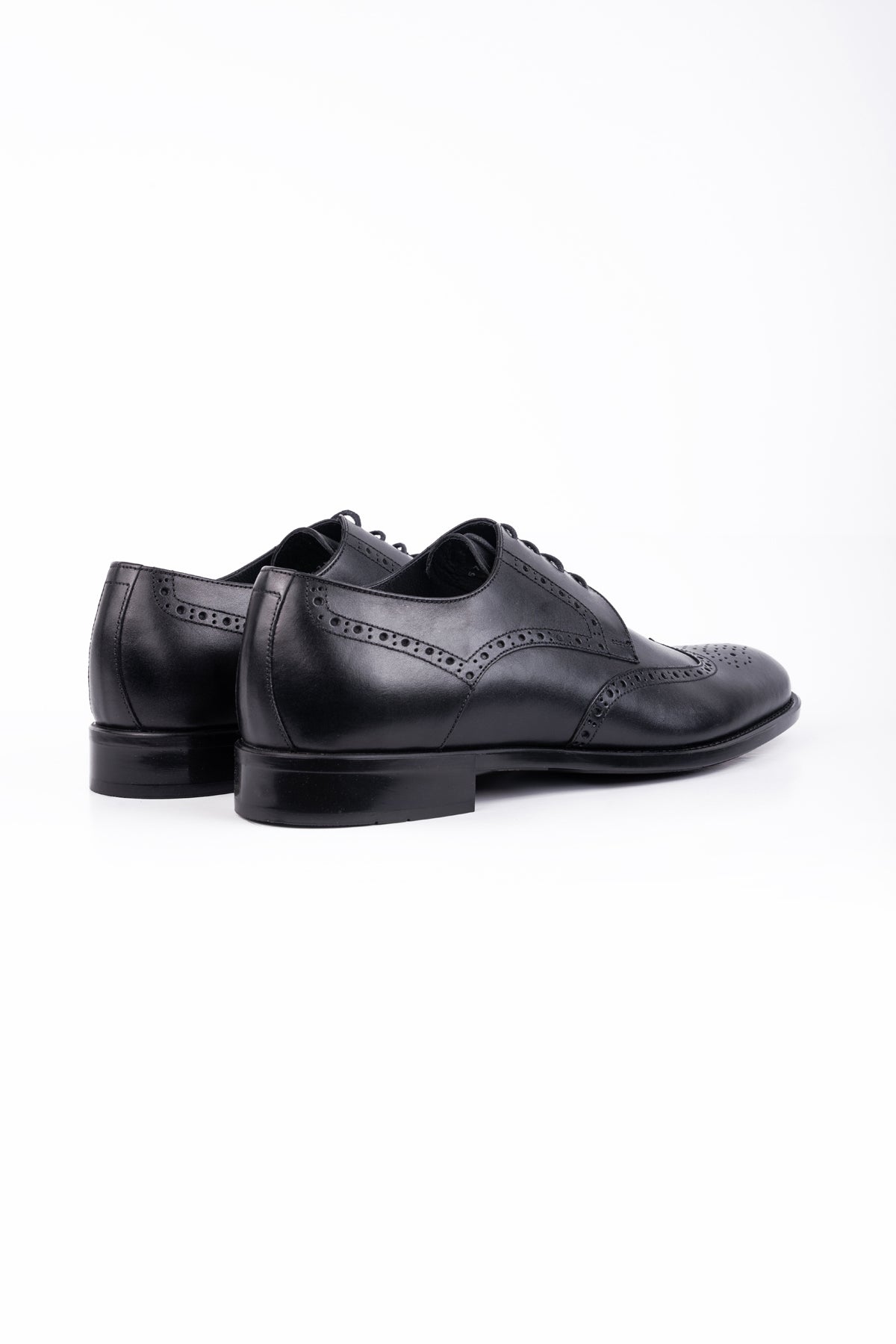 Wing Tip Classic Shoes - Black