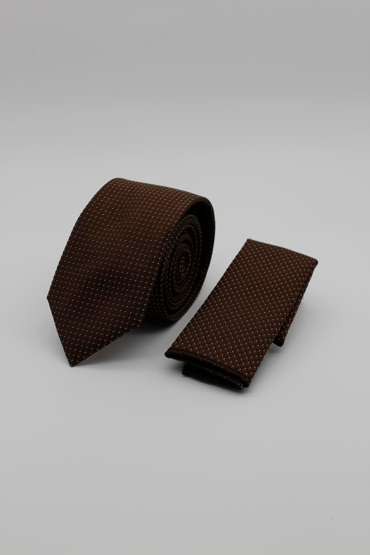 Medium Patterned Tie - Brown